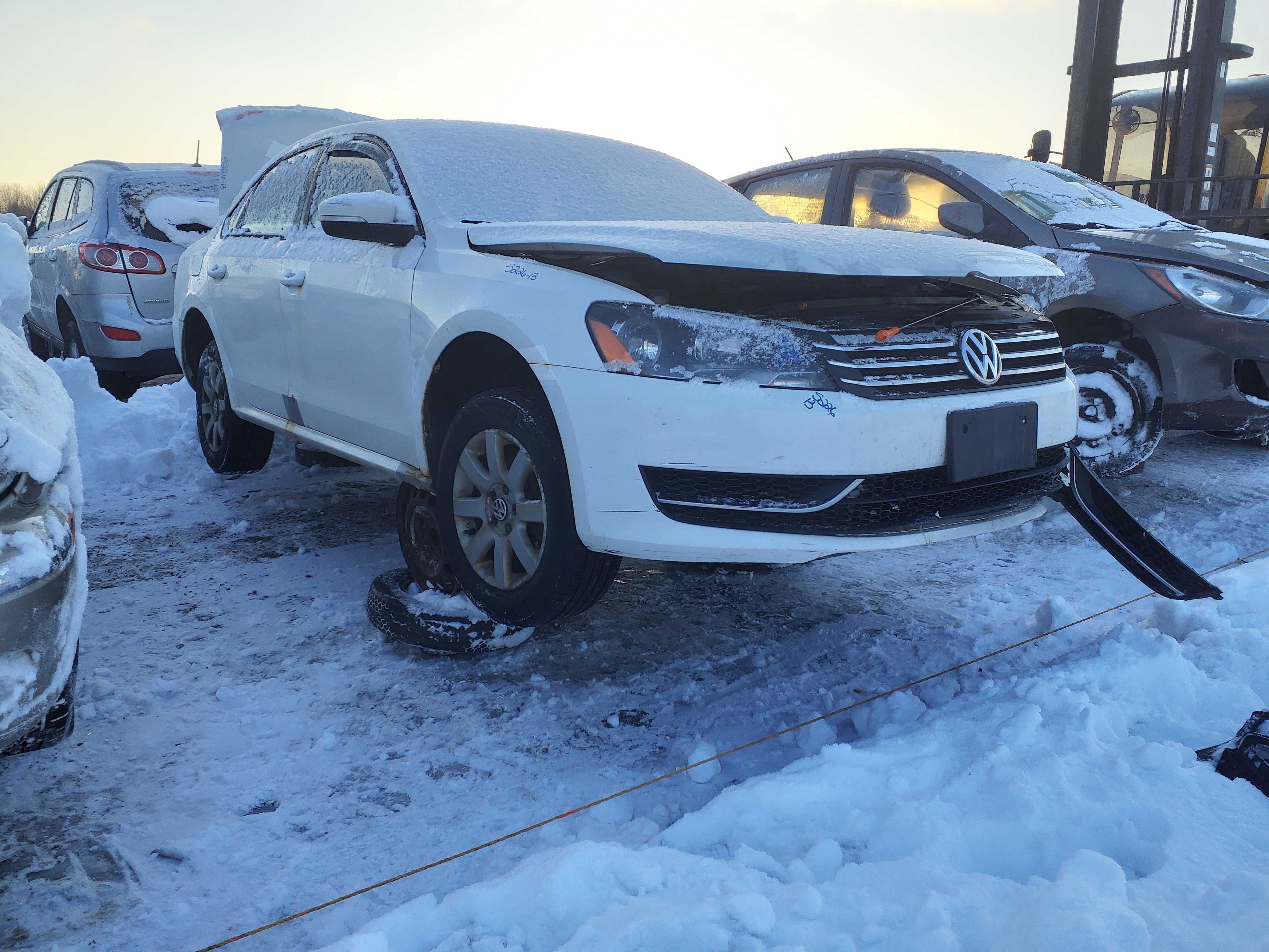 VOLKSWAGEN PASSAT 2013