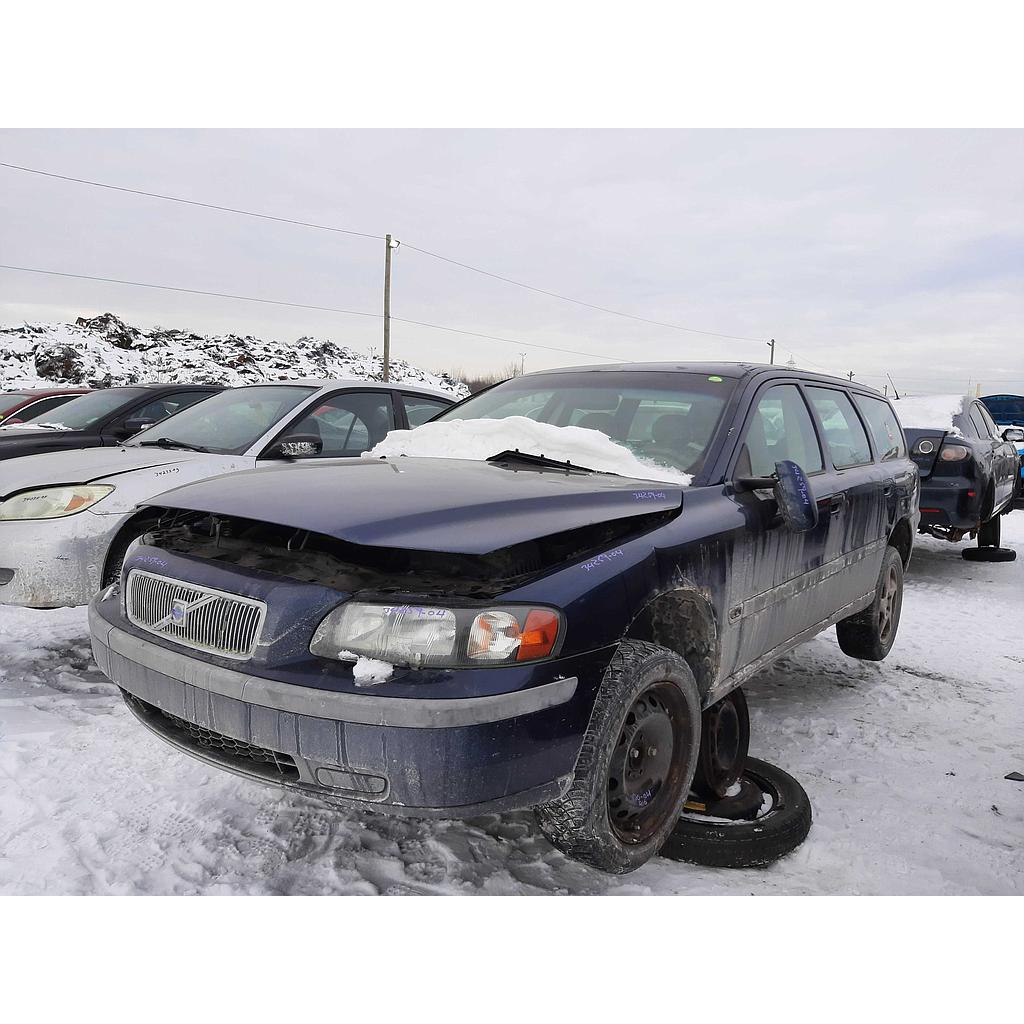 VOLVO V70 2004