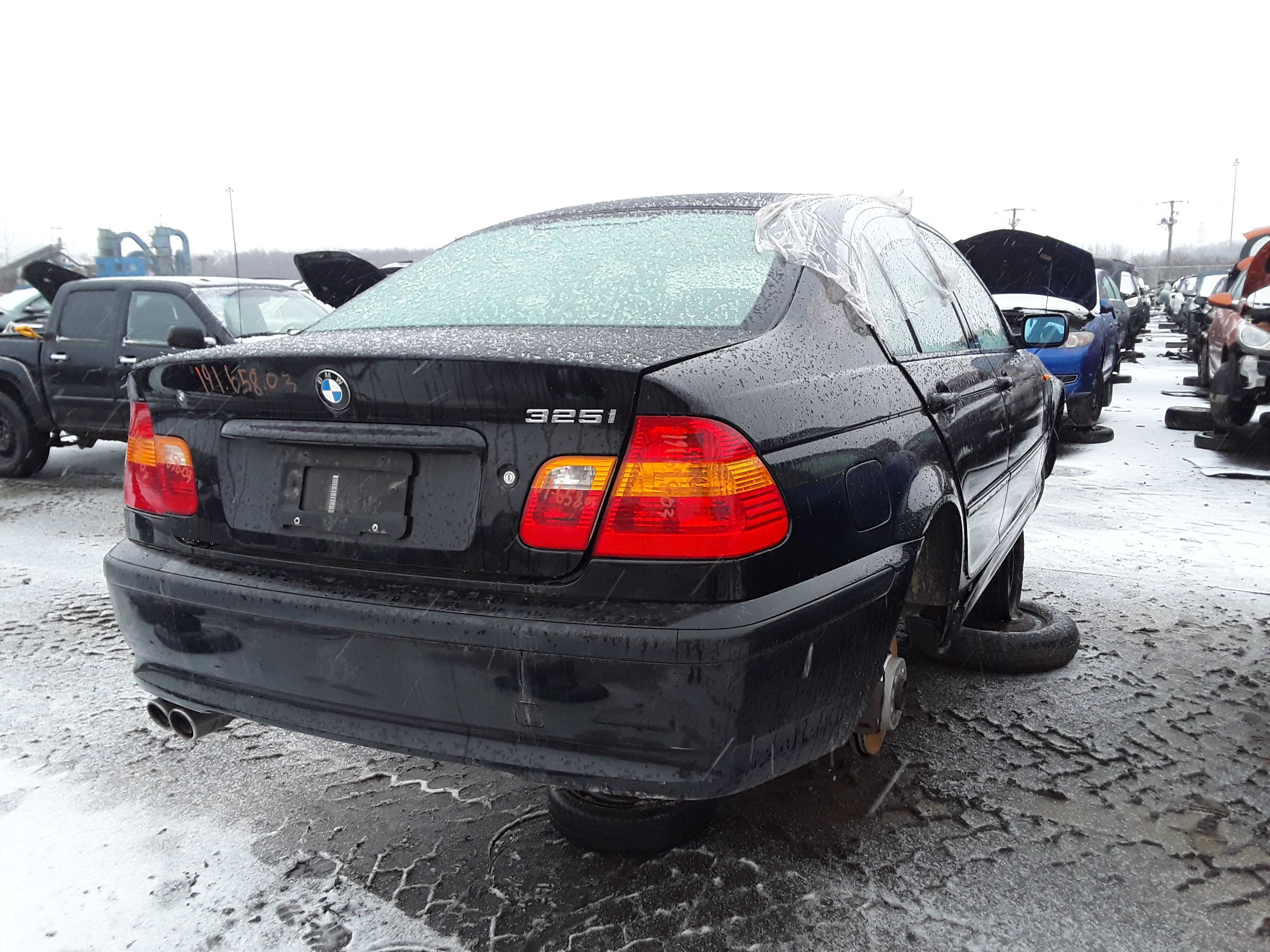 BMW 325 2003