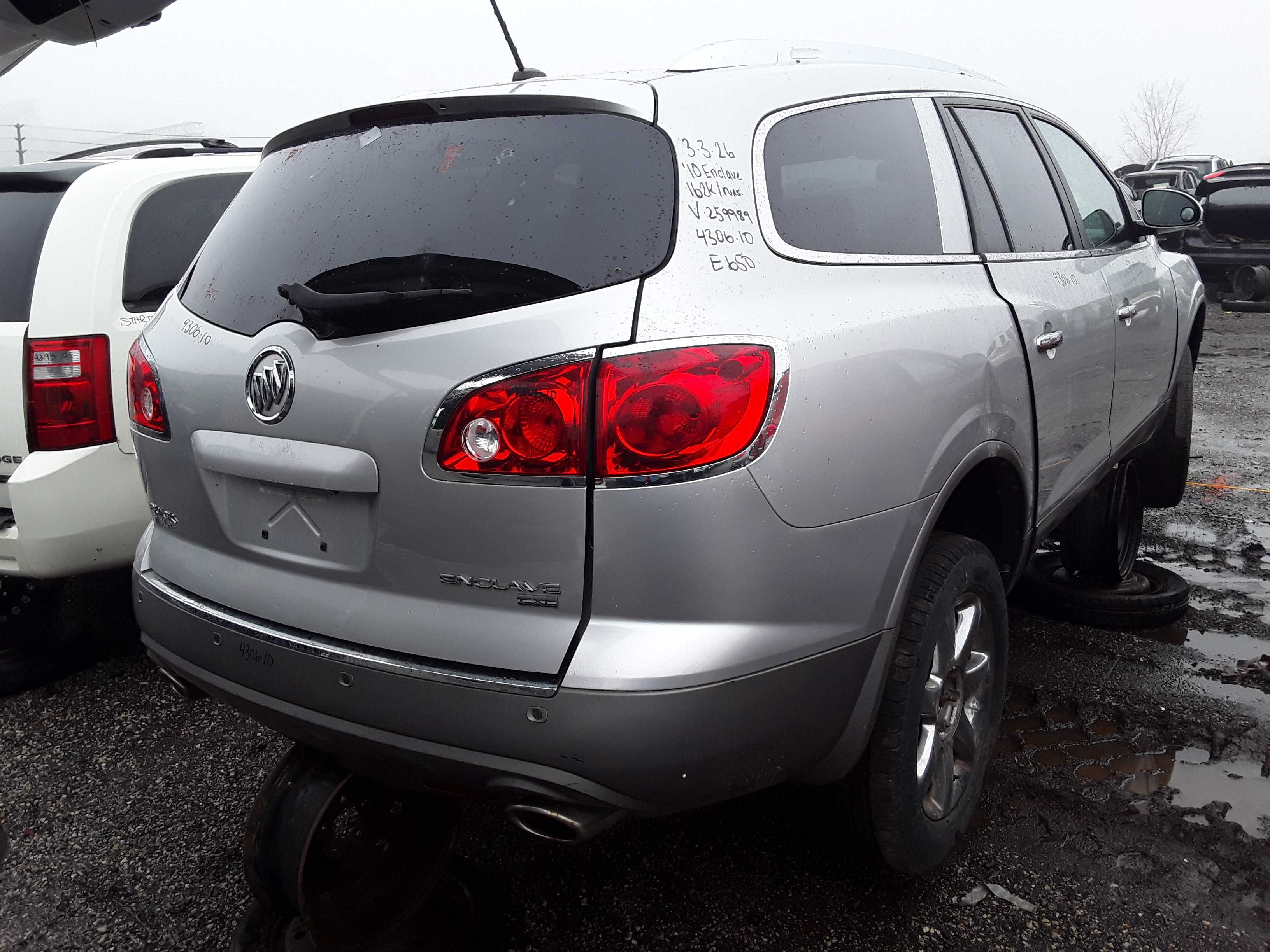 BUICK ENCLAVE 2010