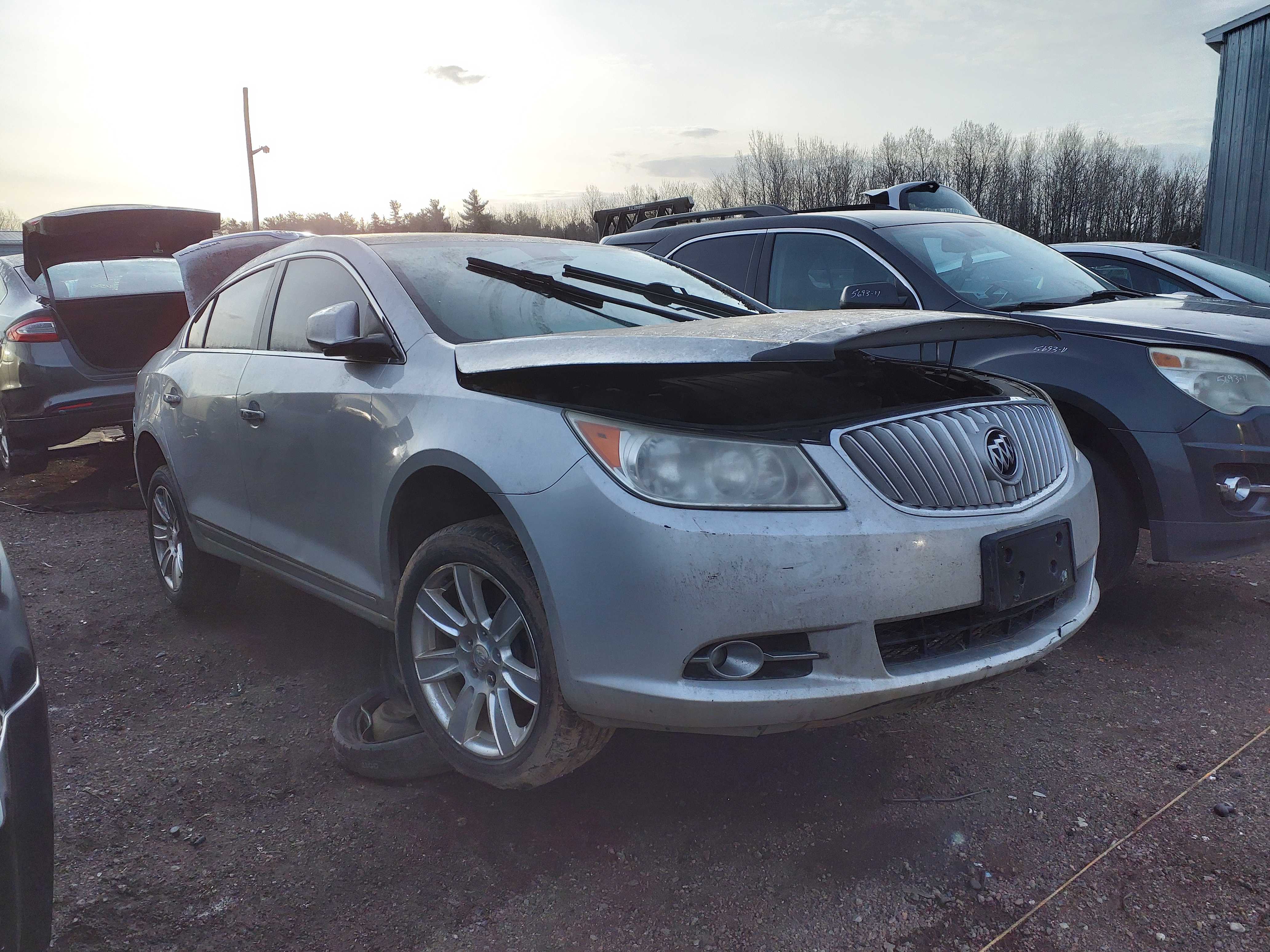 BUICK LACROSSE 2012