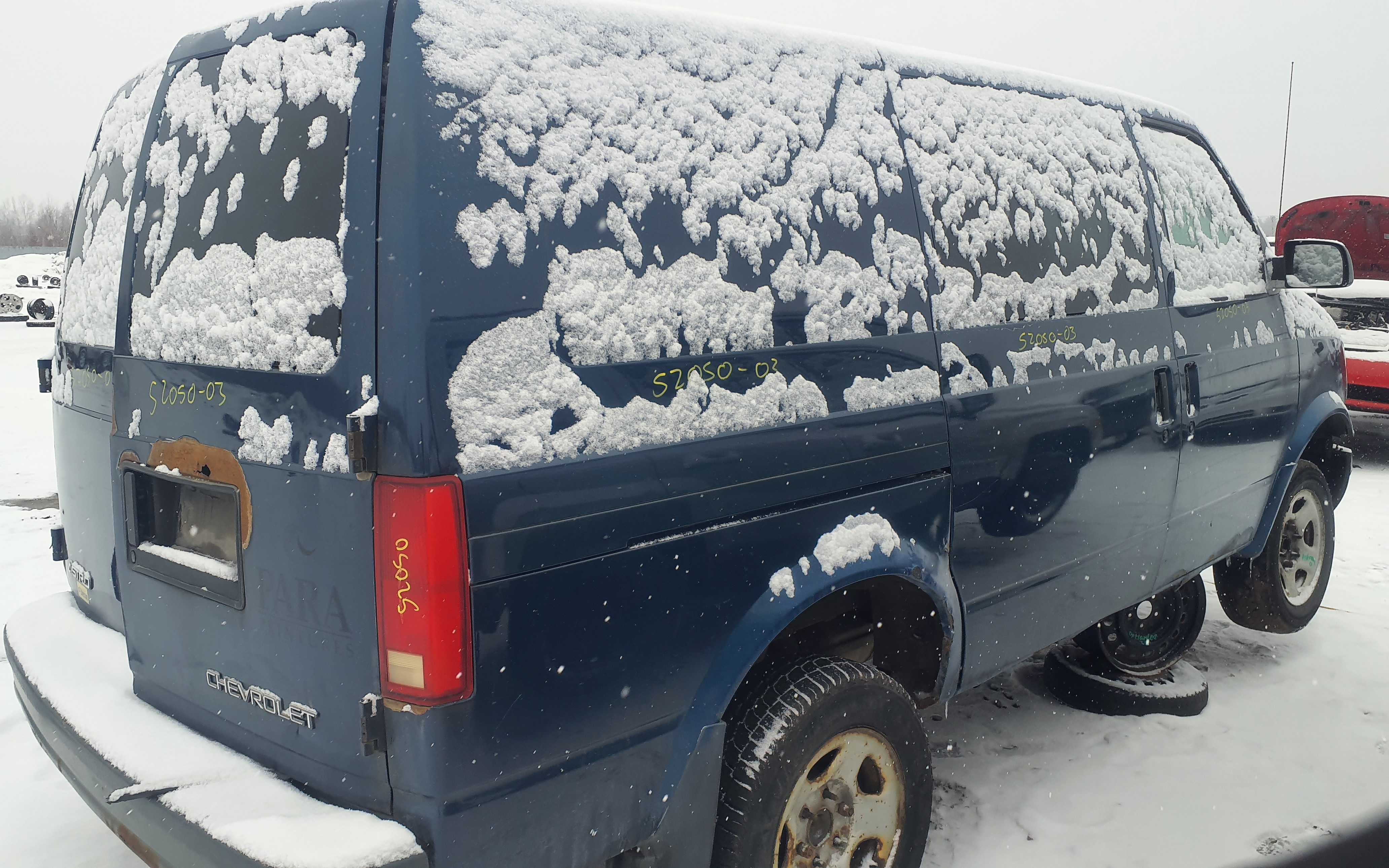 CHEVROLET ASTRO 2003