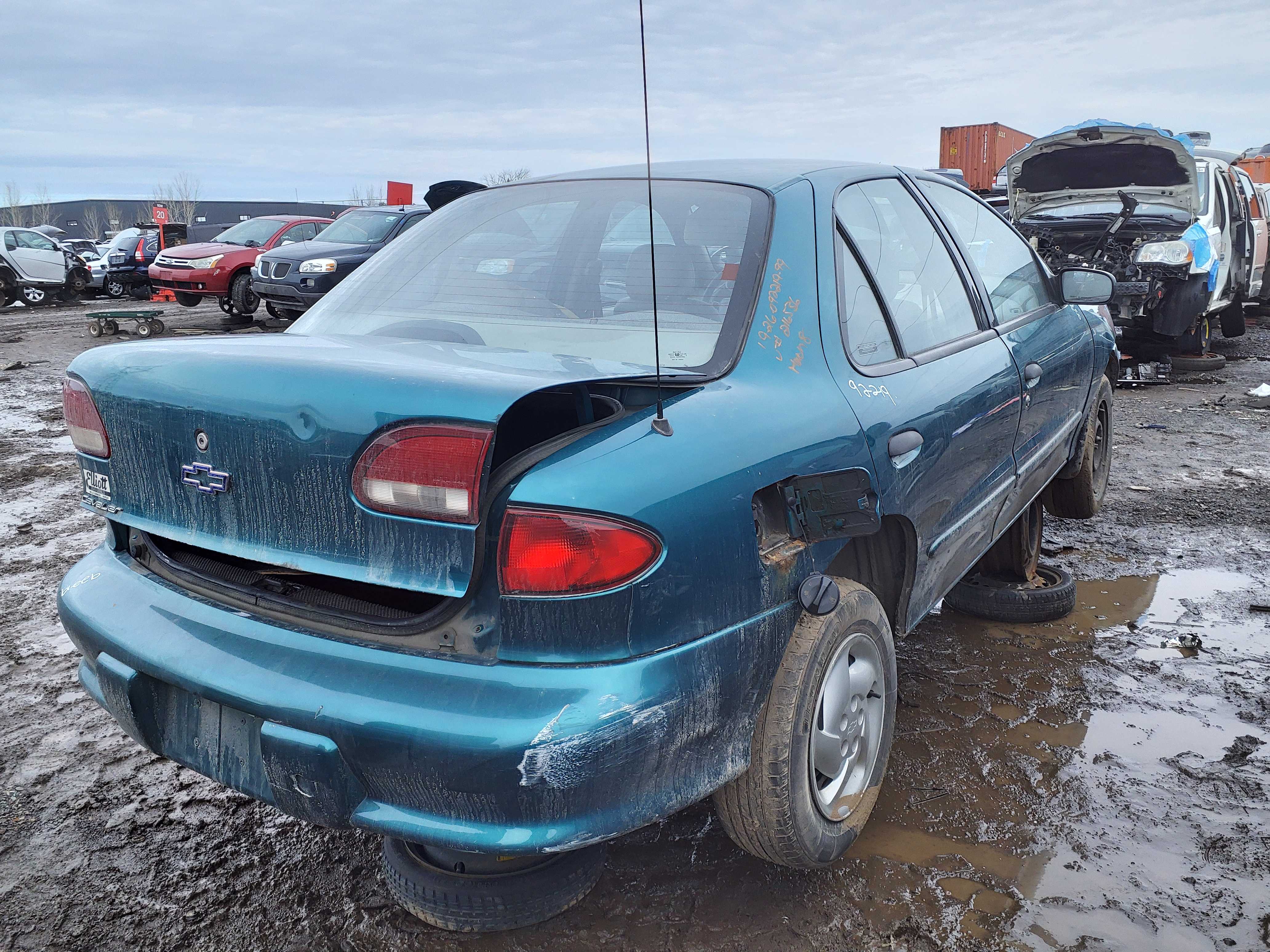 CHEVROLET CAVALIER 1999