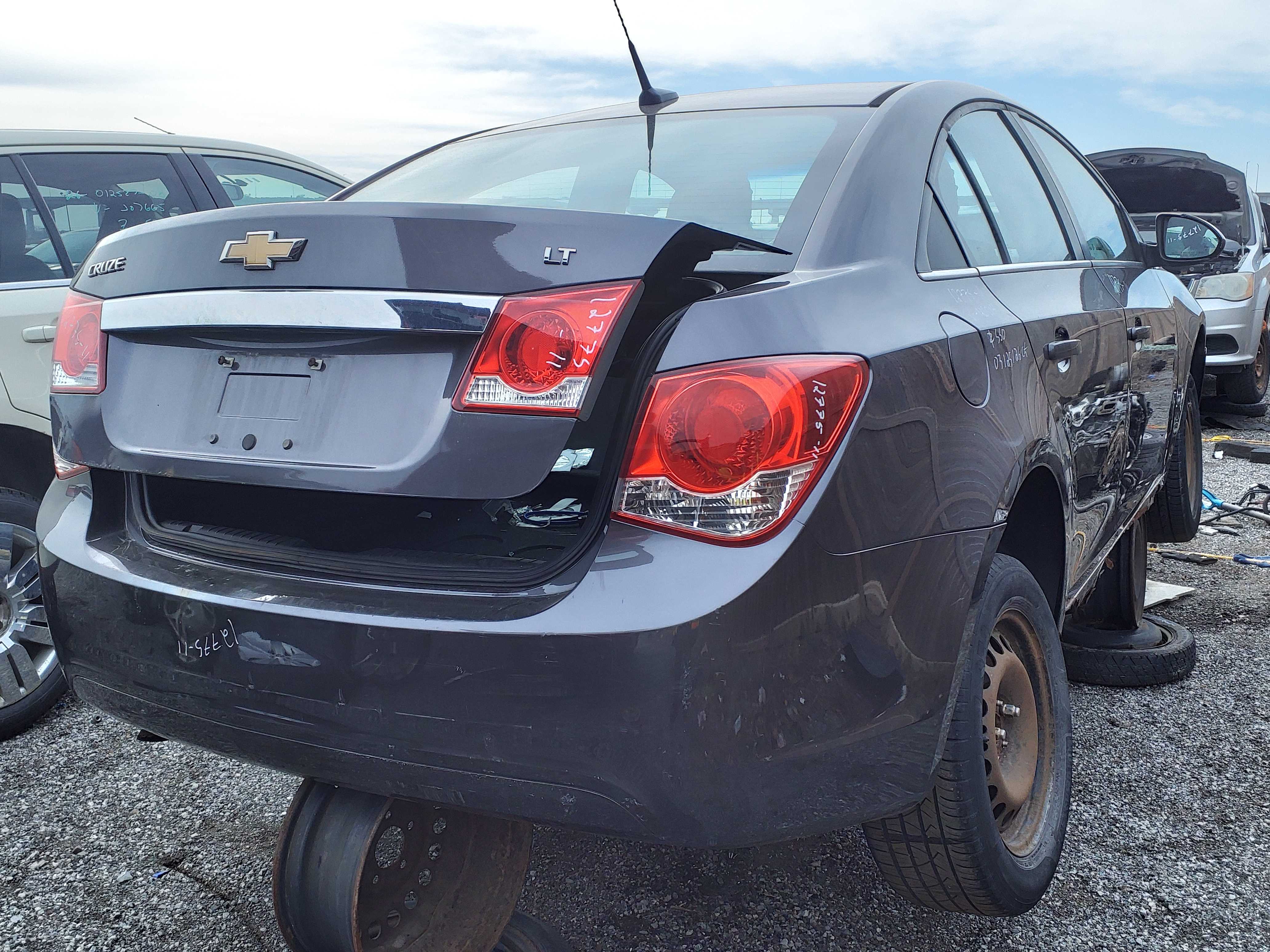 CHEVROLET CRUZE 2011