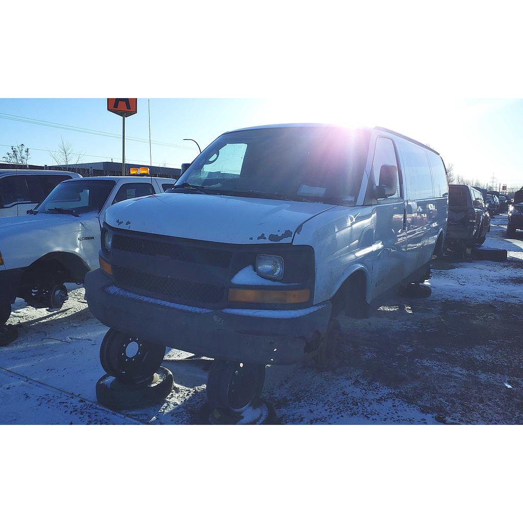 CHEVROLET EXPRESS VAN 2004