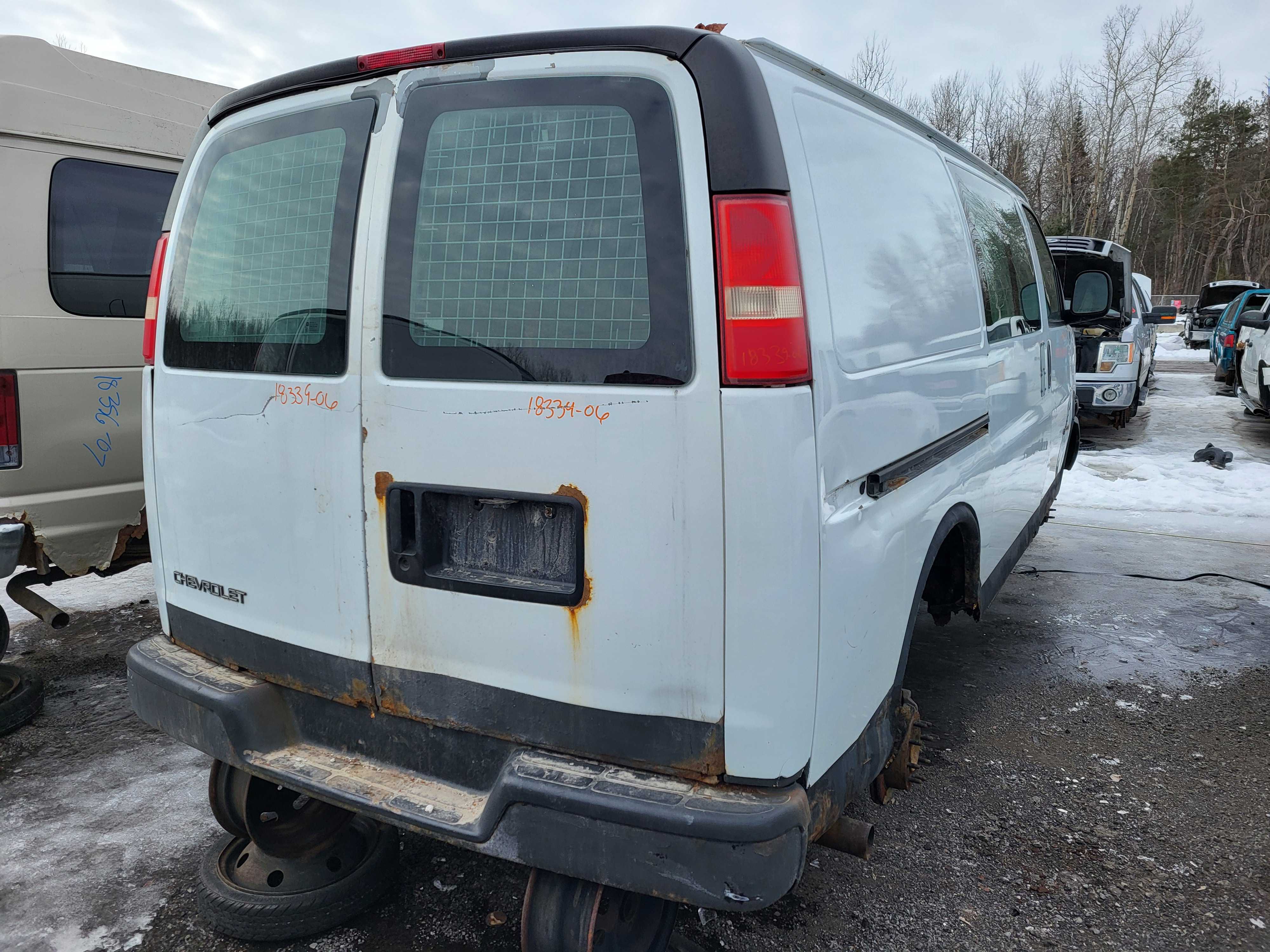 CHEVROLET EXPRESS VAN 2006