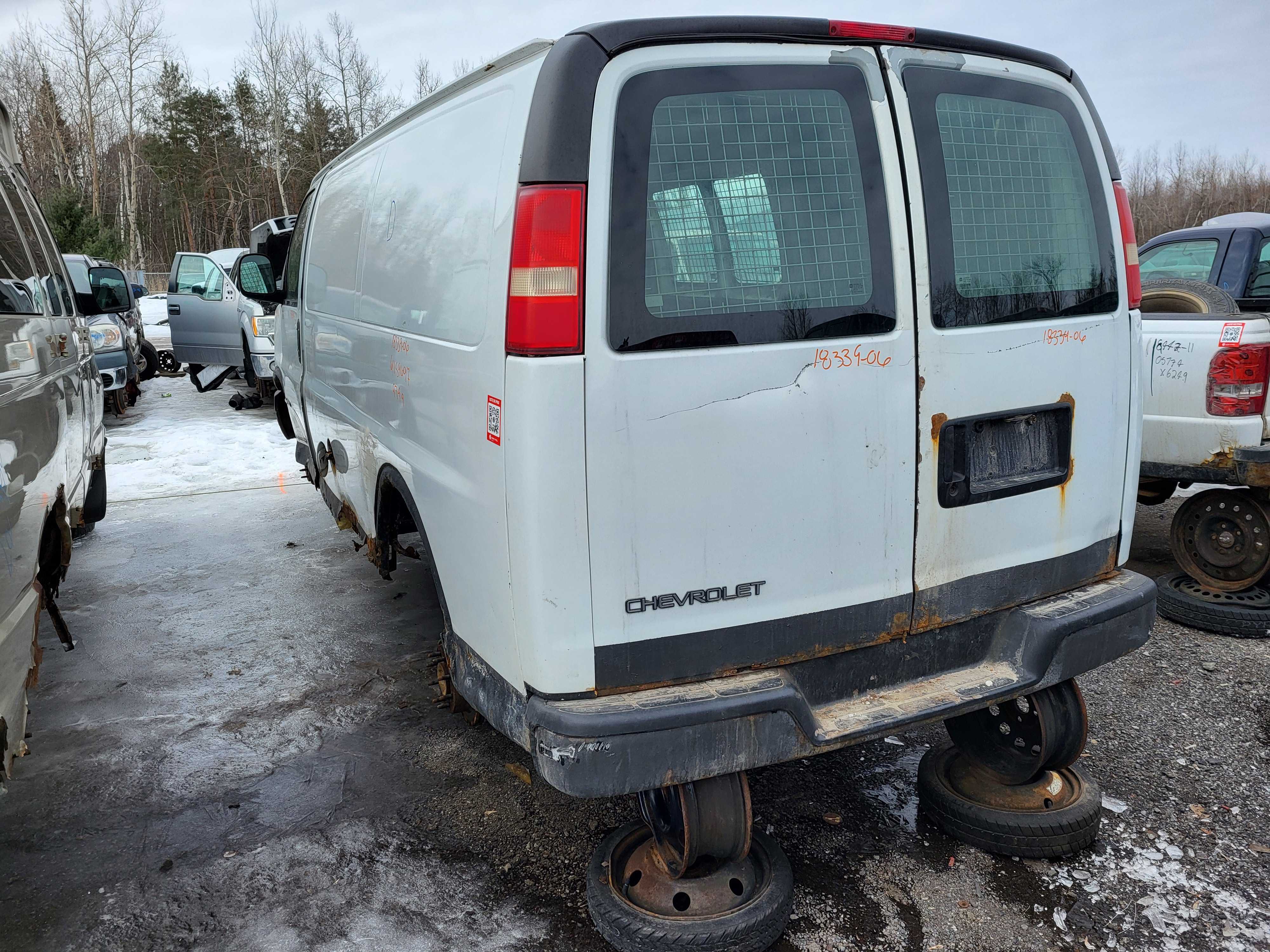 CHEVROLET EXPRESS VAN 2006