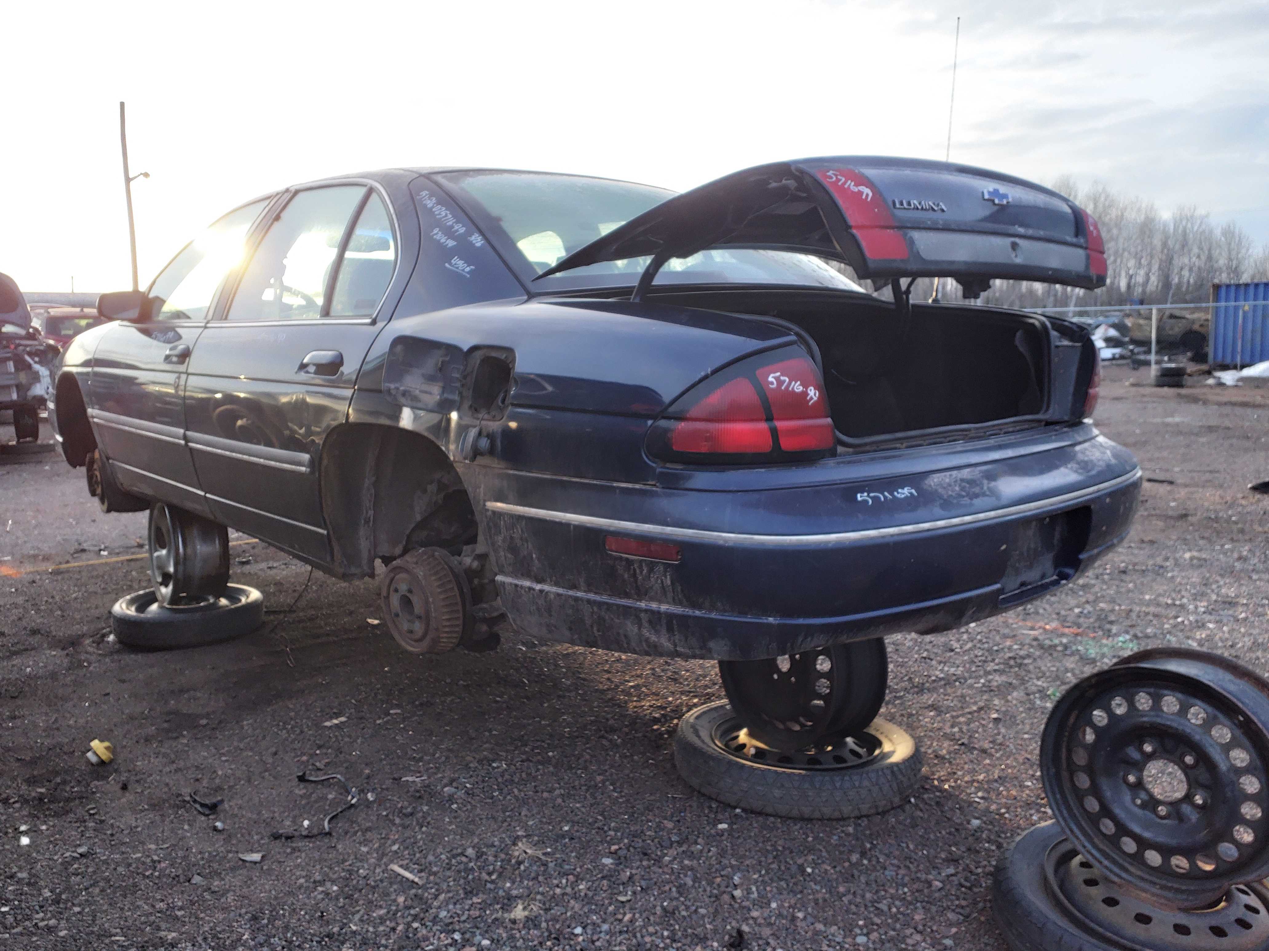 CHEVROLET LUMINA 1999