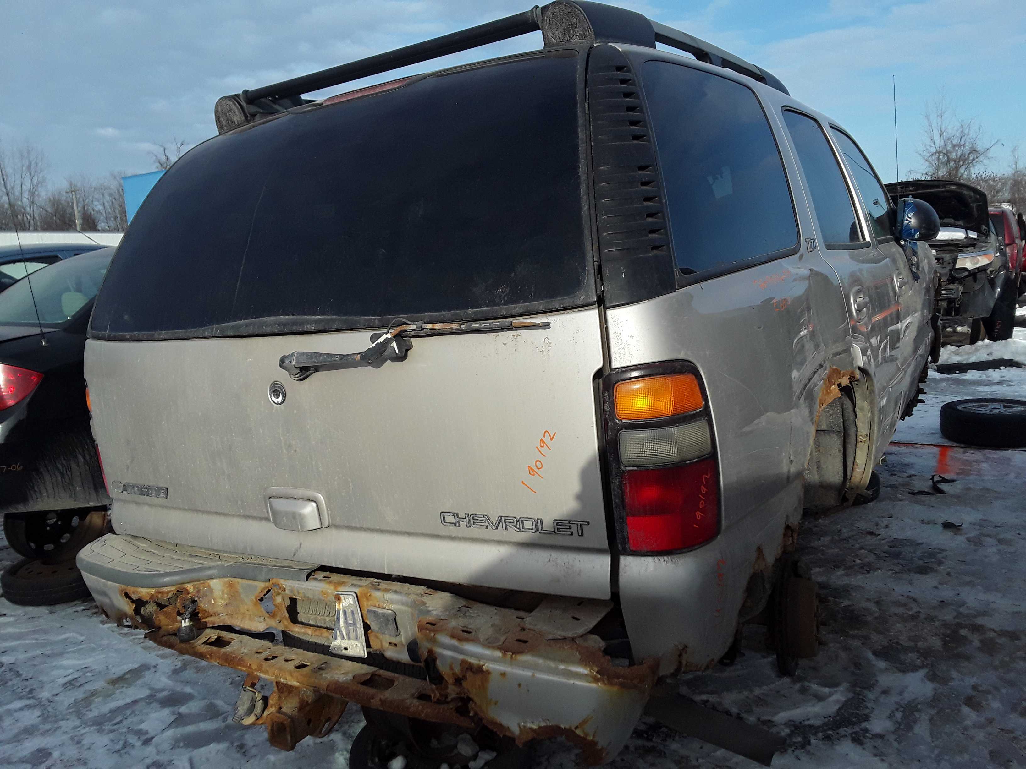 CHEVROLET TAHOE 2004