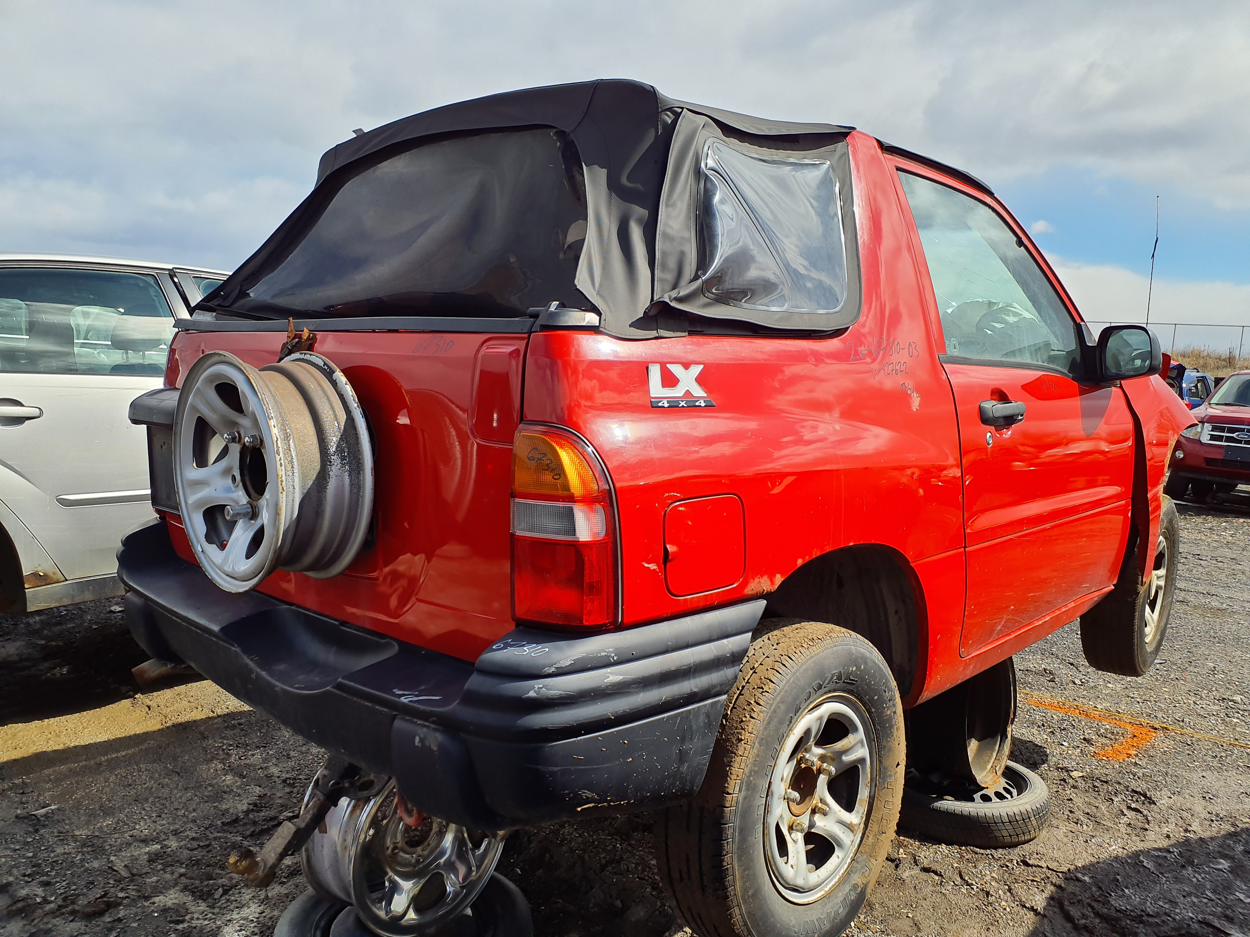 CHEVROLET TRACKER 2003