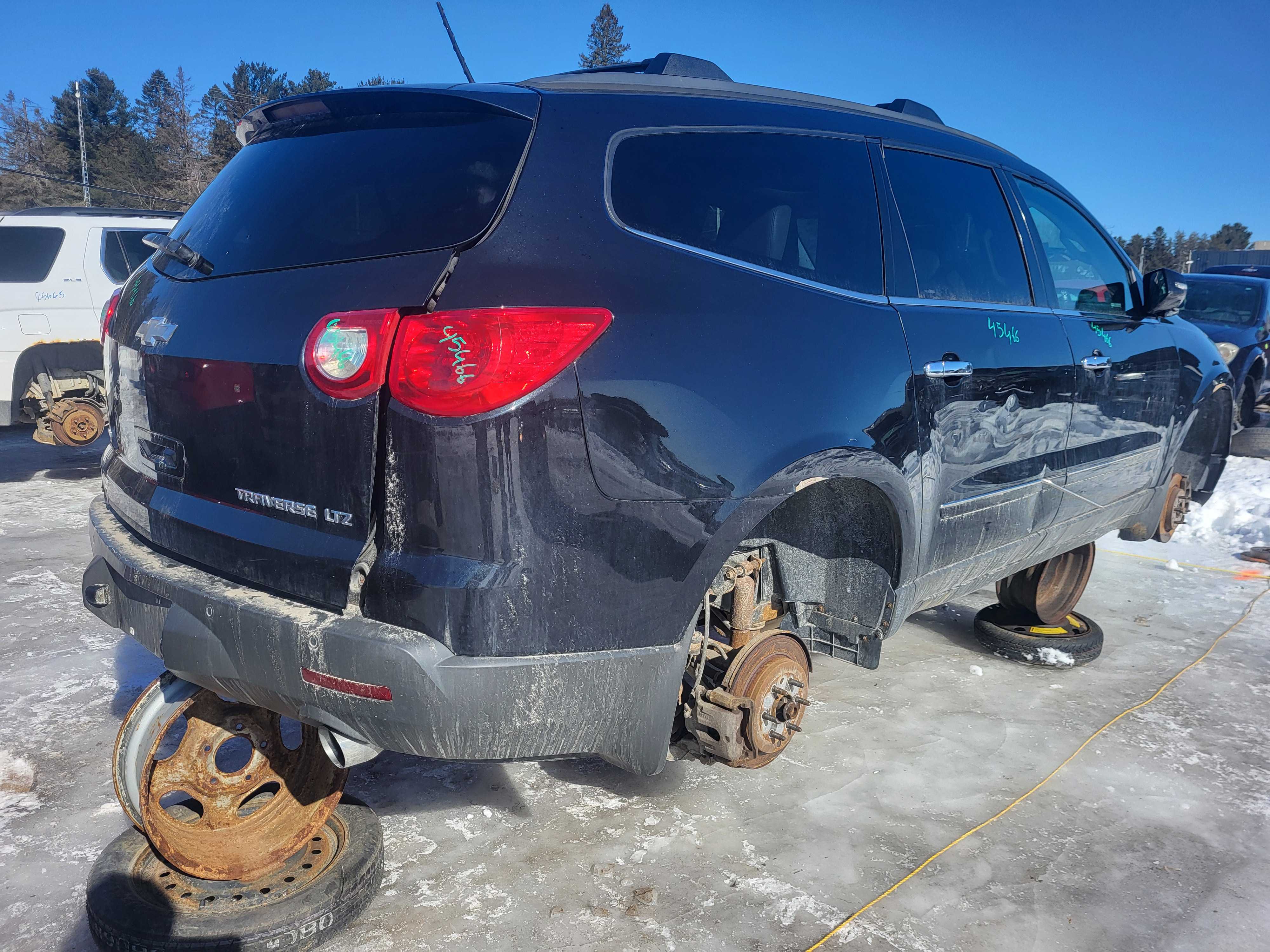 CHEVROLET TRAVERSE 2011