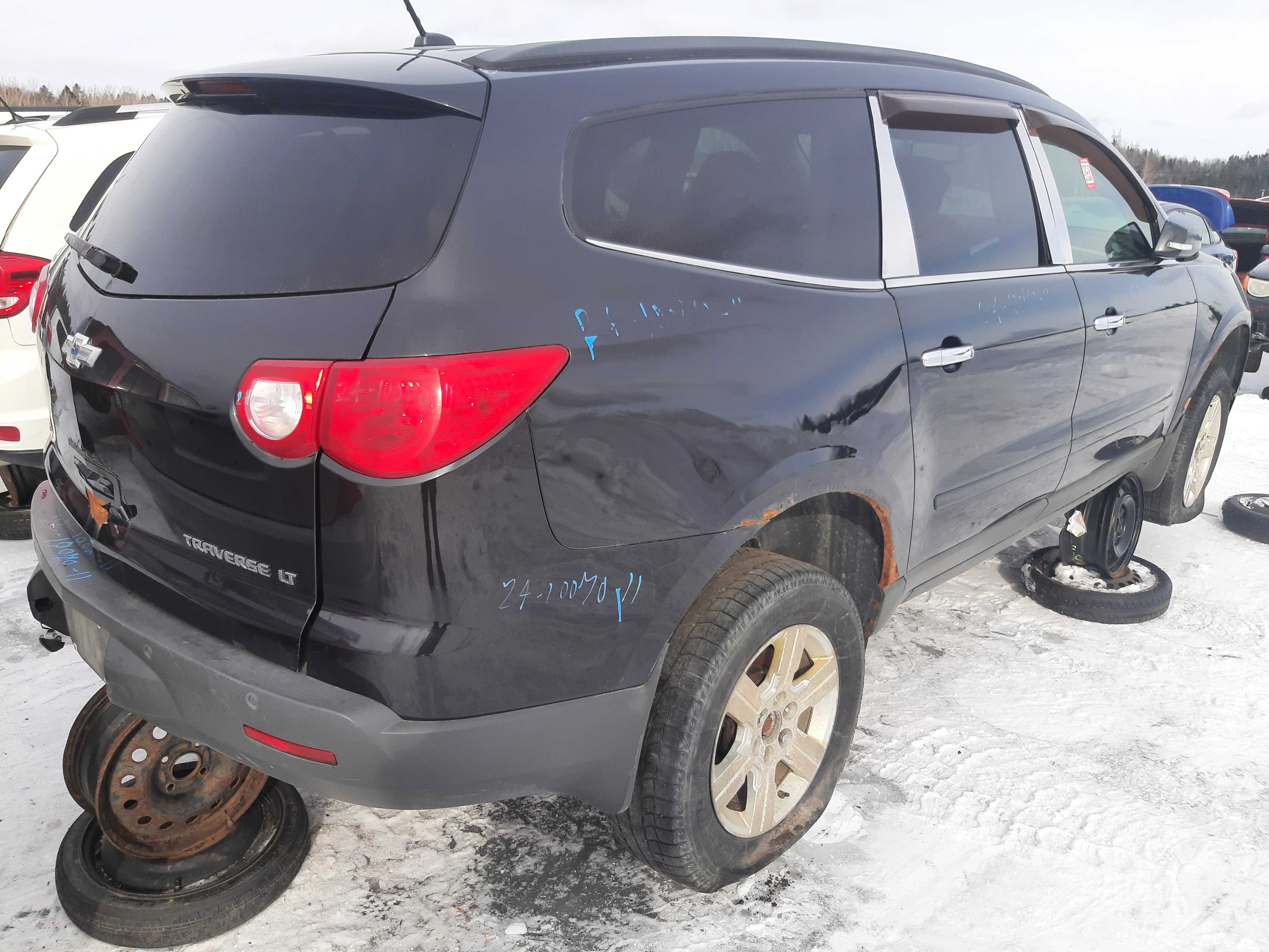 CHEVROLET TRAVERSE 2011