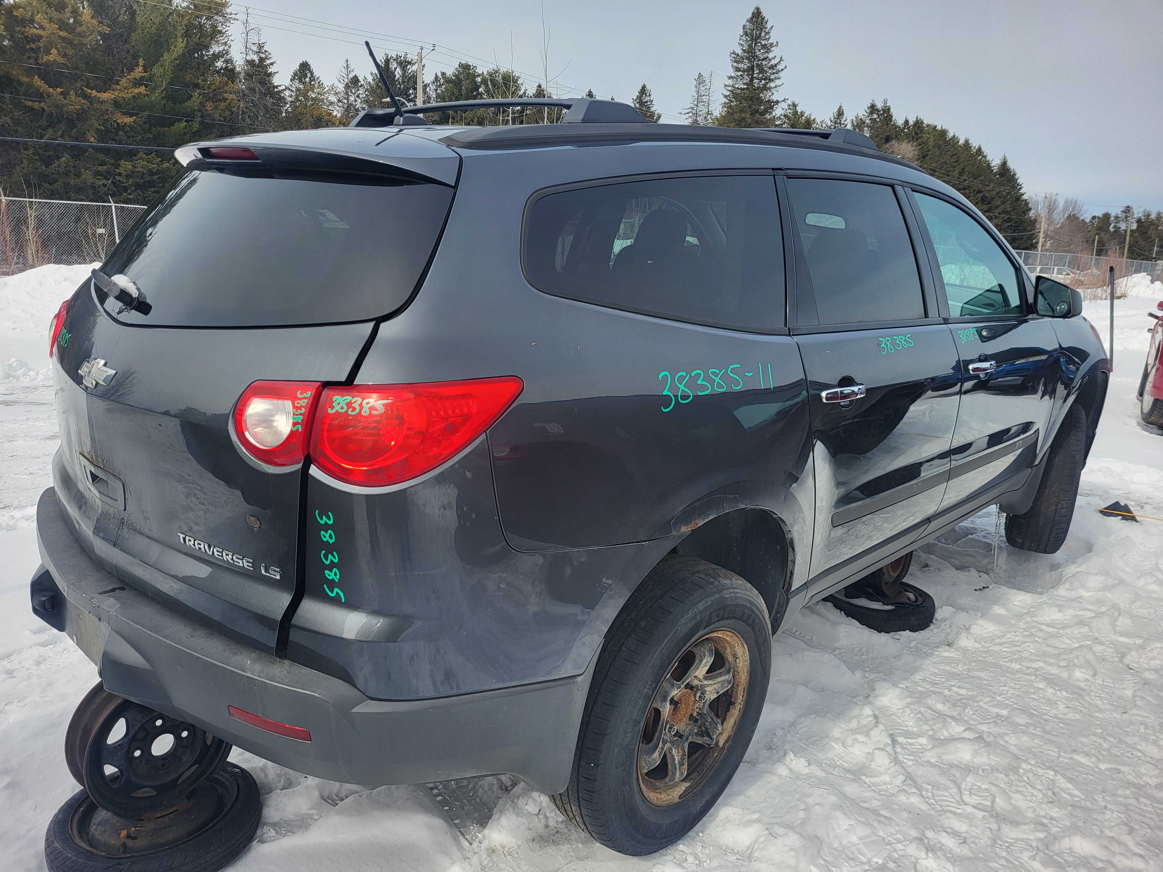CHEVROLET TRAVERSE 2011