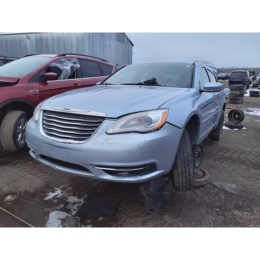 CHRYSLER 200 2012