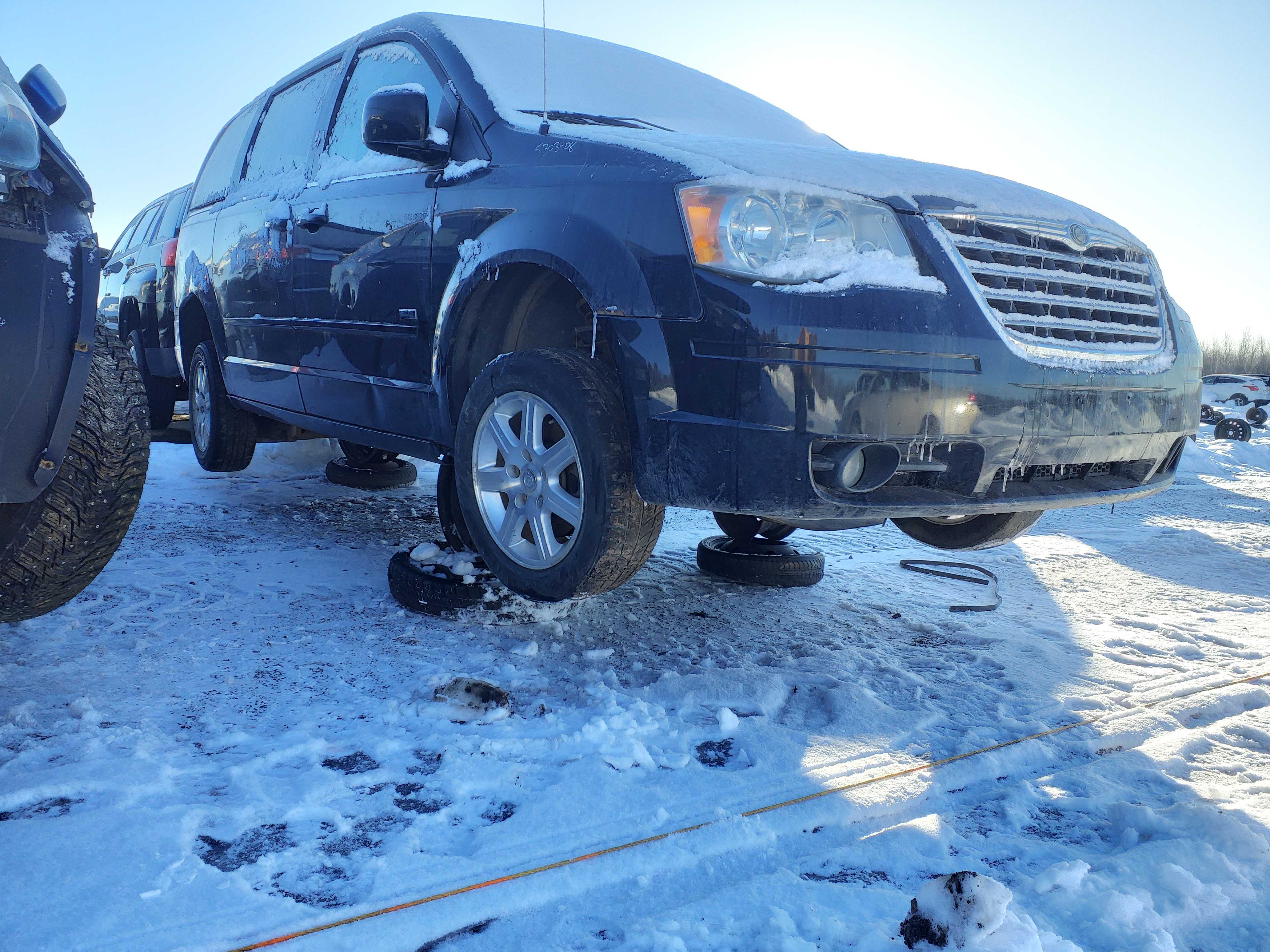 CHRYSLER TOWN &amp; COUNTRY 2008