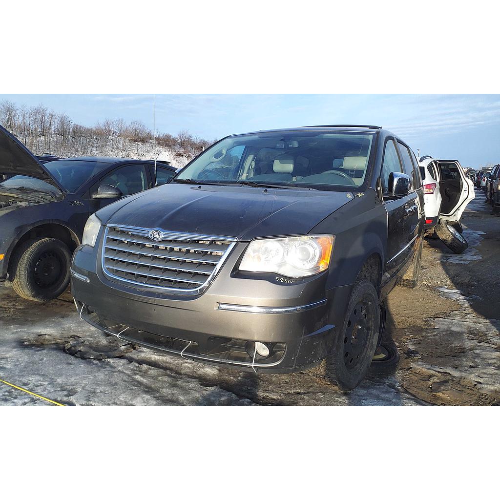 CHRYSLER TOWN &amp; COUNTRY 2010