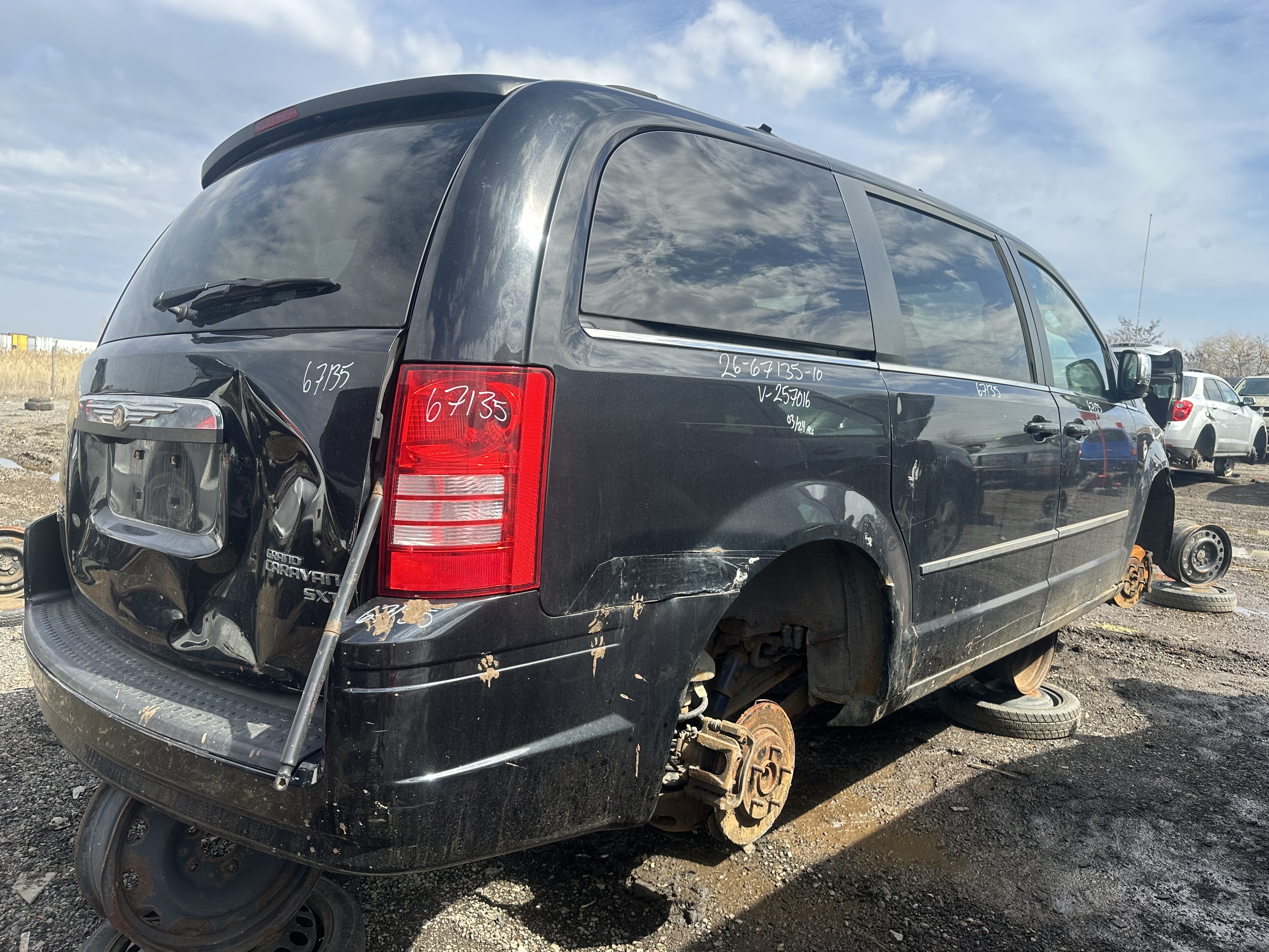 CHRYSLER TOWN &amp; COUNTRY 2010