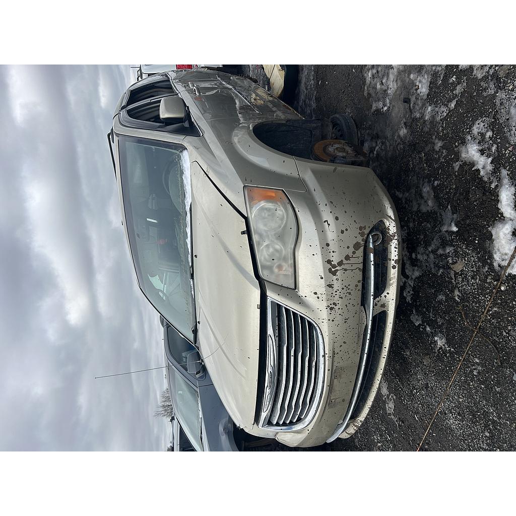 CHRYSLER TOWN &amp; COUNTRY 2012