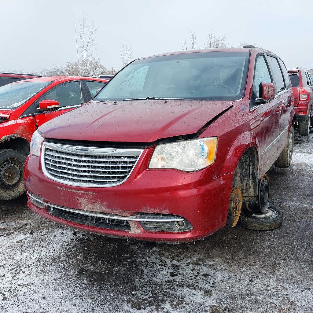 CHRYSLER TOWN &amp; COUNTRY 2013
