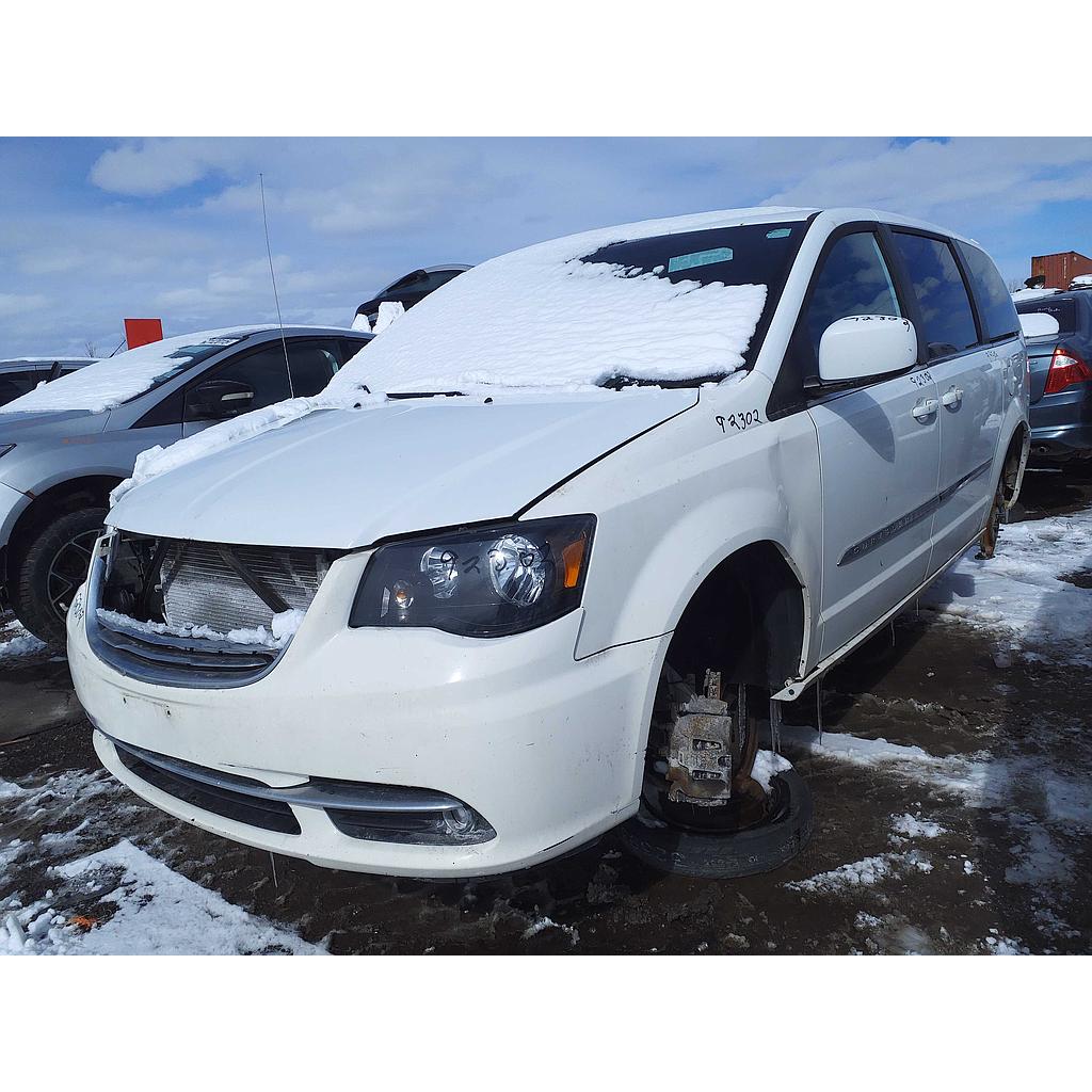 CHRYSLER TOWN &amp; COUNTRY 2015