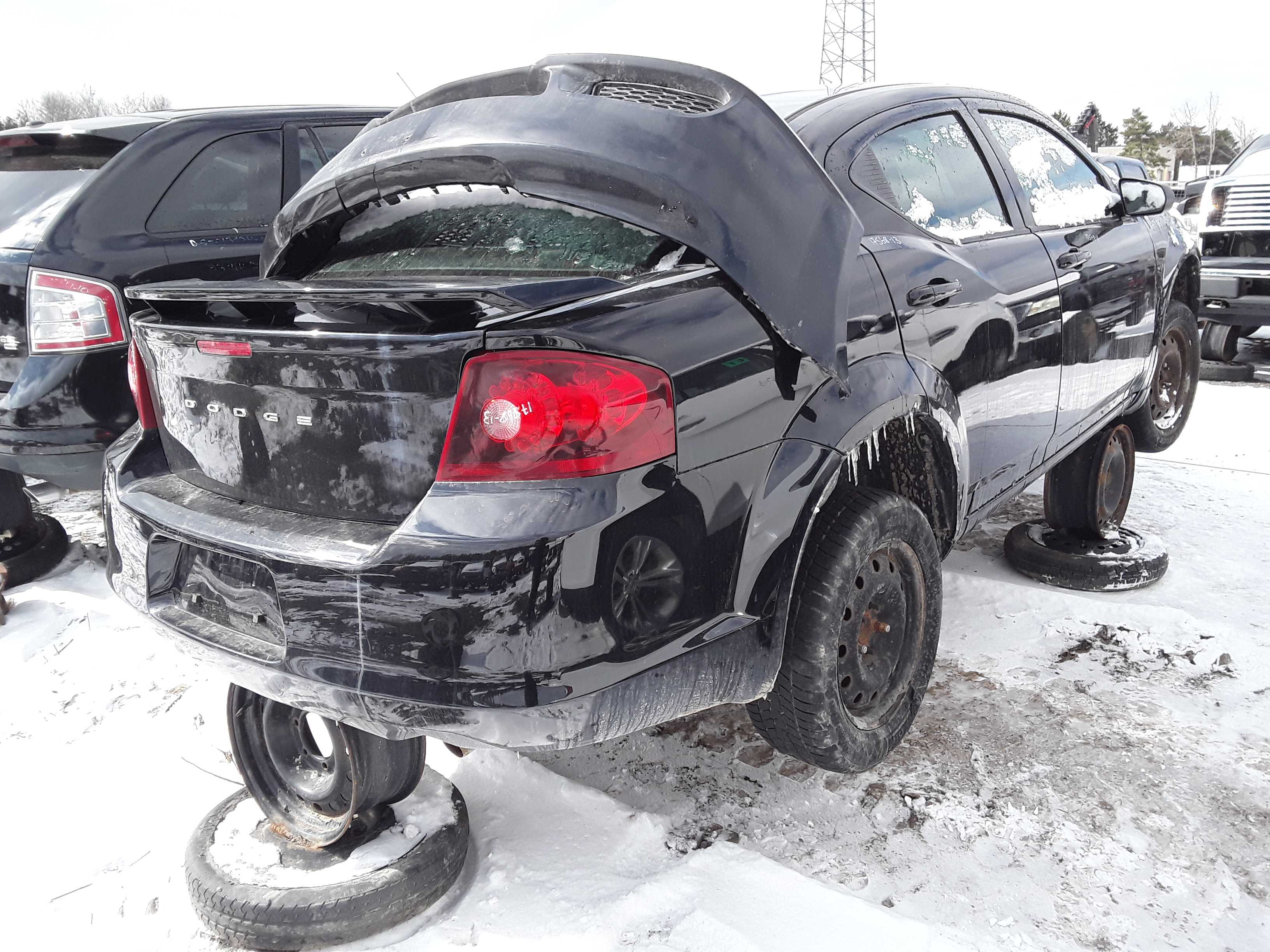 DODGE AVENGER 2013