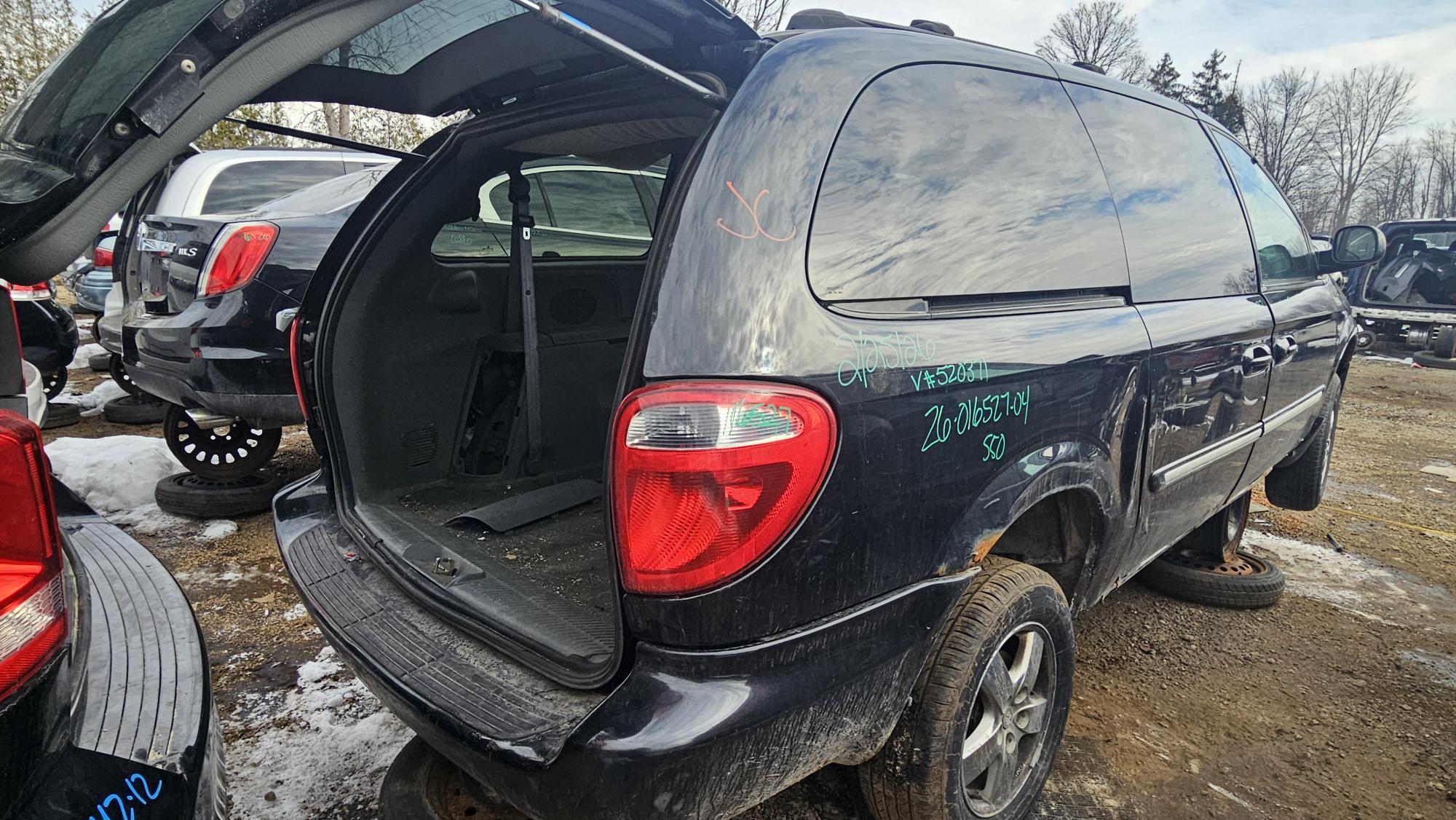 DODGE GRAND CARAVAN 2004