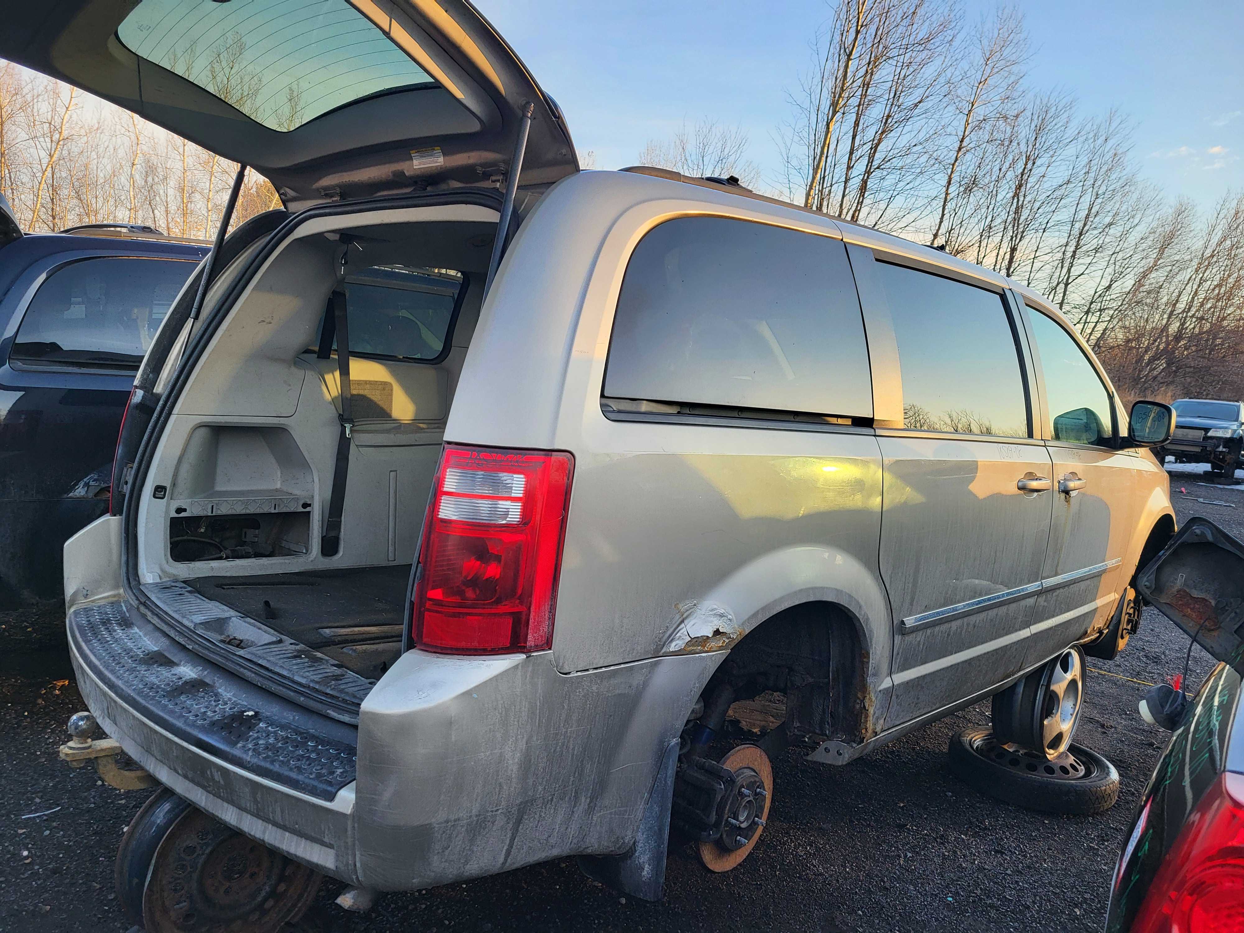 DODGE GRAND CARAVAN 2008