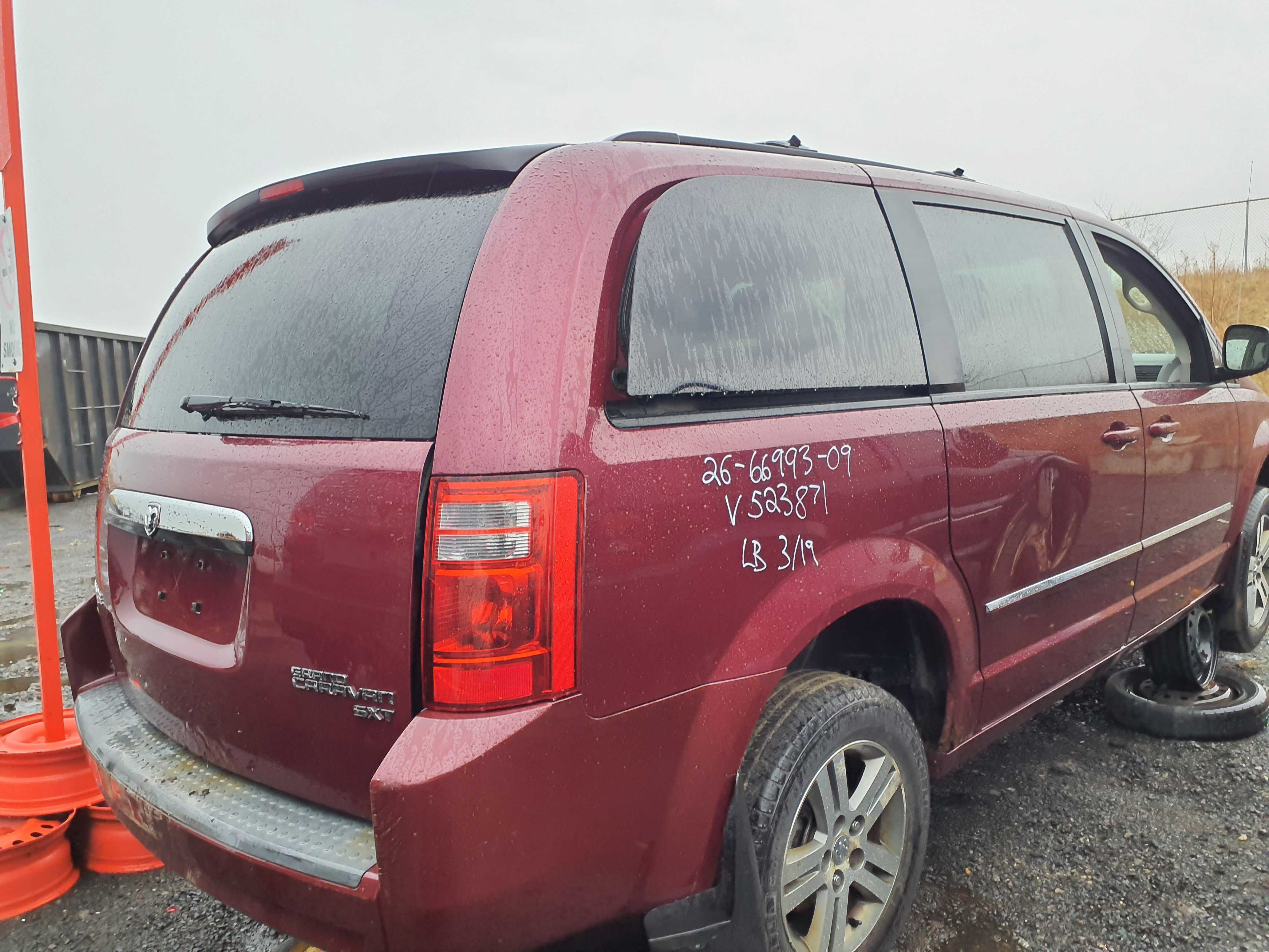 DODGE GRAND CARAVAN 2009