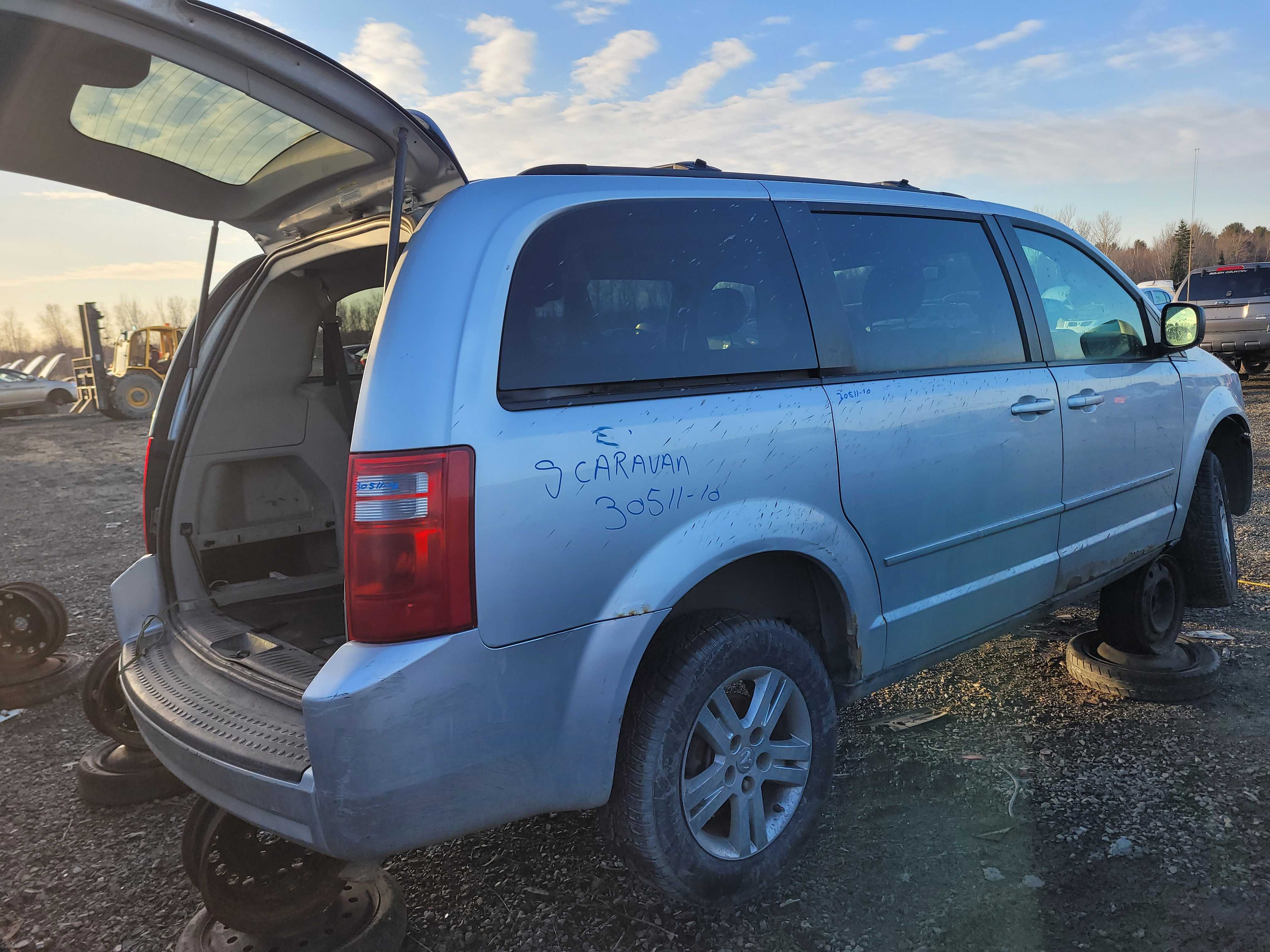 DODGE GRAND CARAVAN 2010