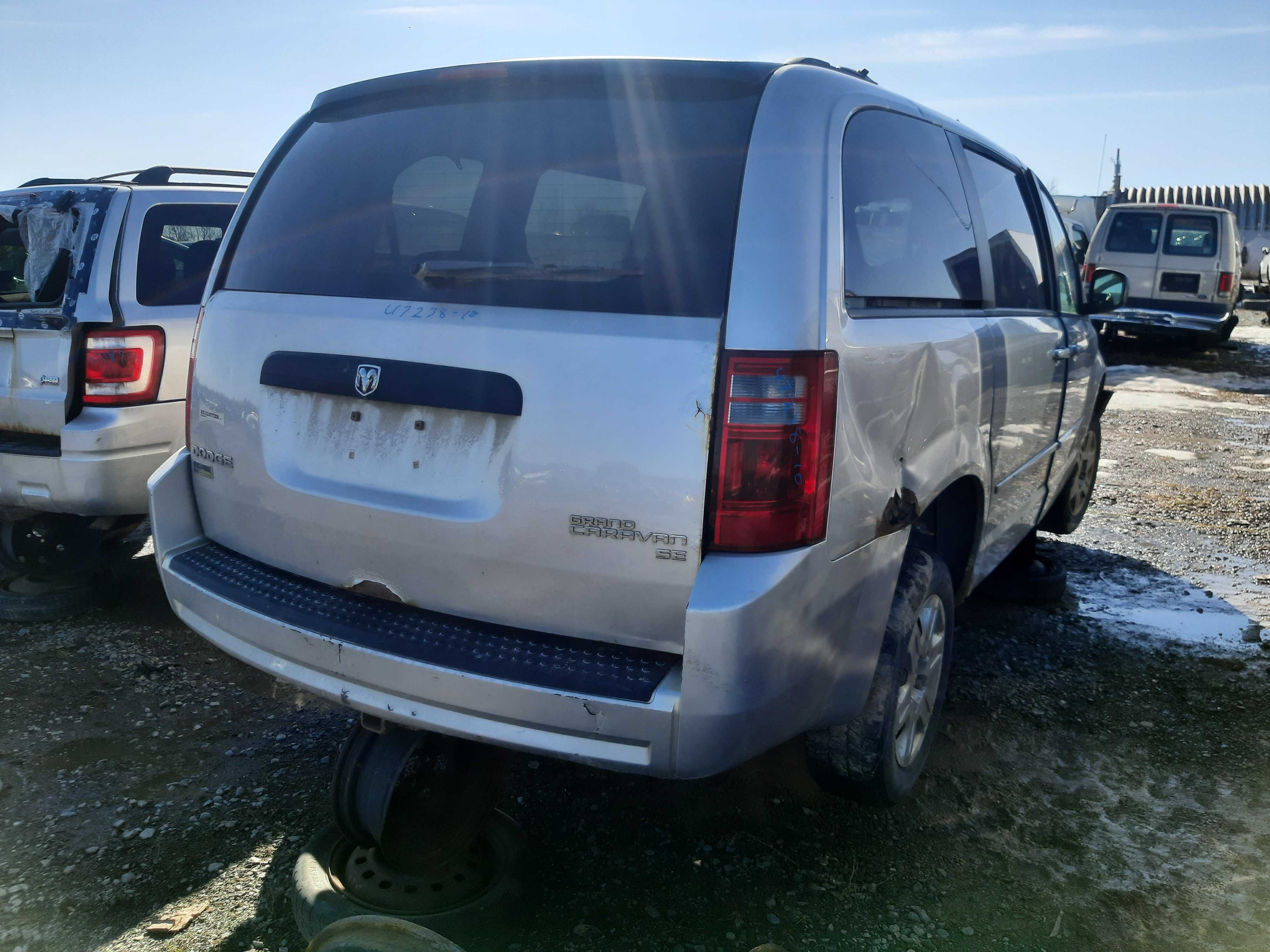 DODGE GRAND CARAVAN 2010