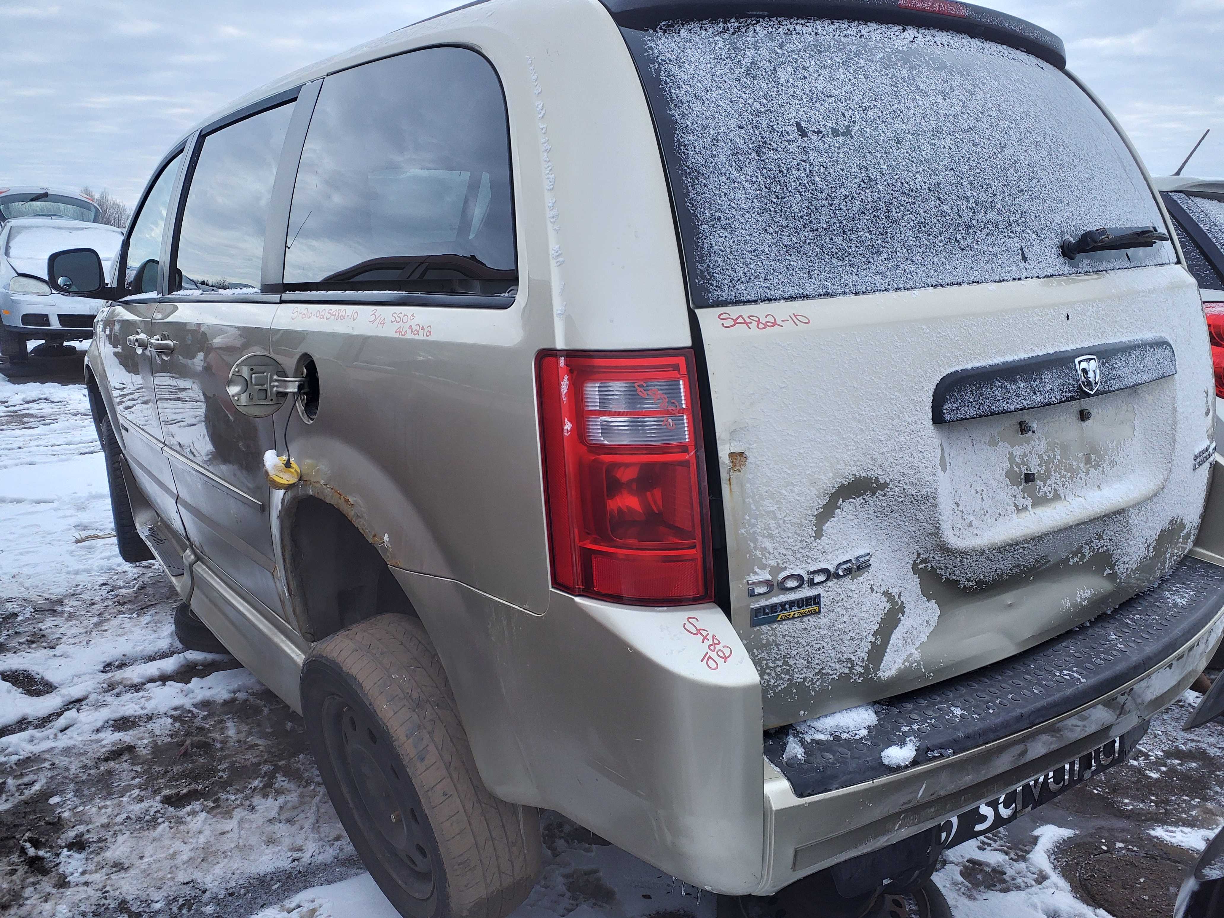 DODGE GRAND CARAVAN 2010