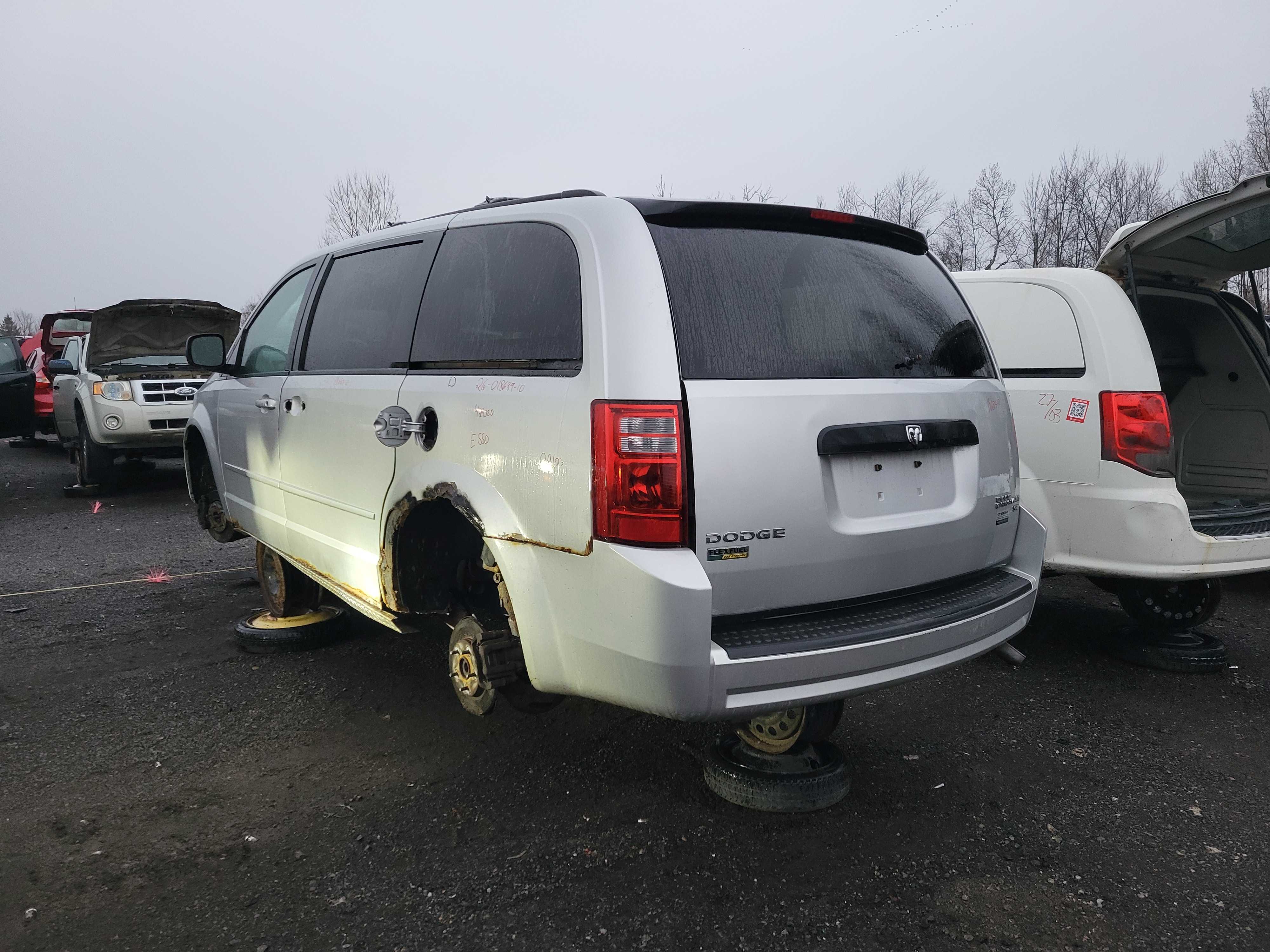 DODGE GRAND CARAVAN 2010