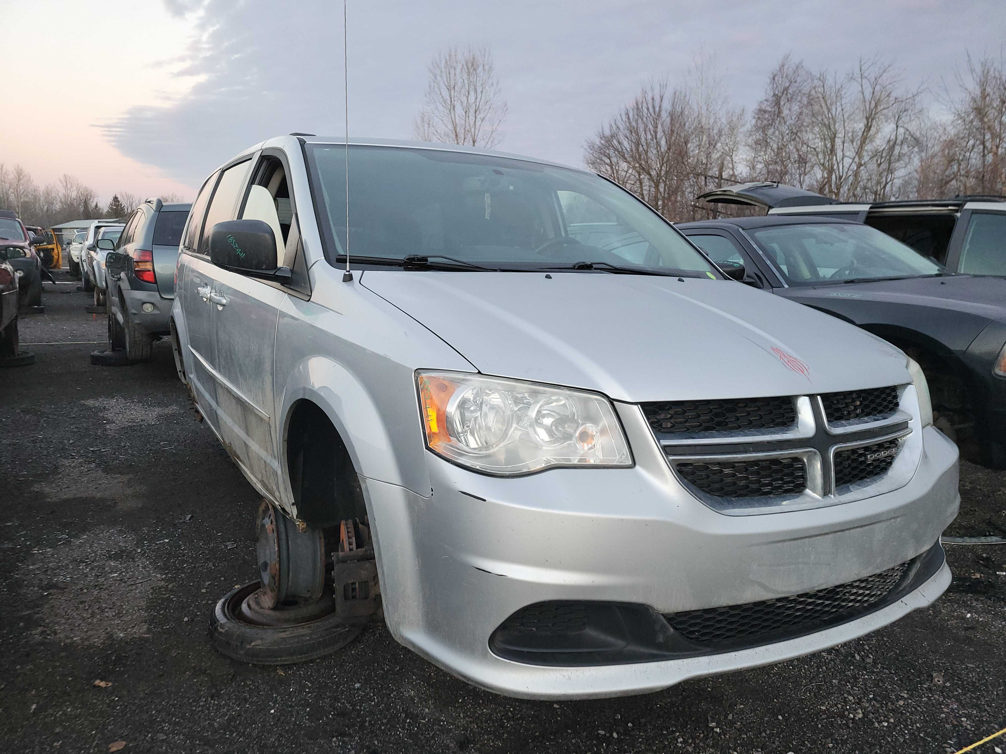 DODGE GRAND CARAVAN 2011
