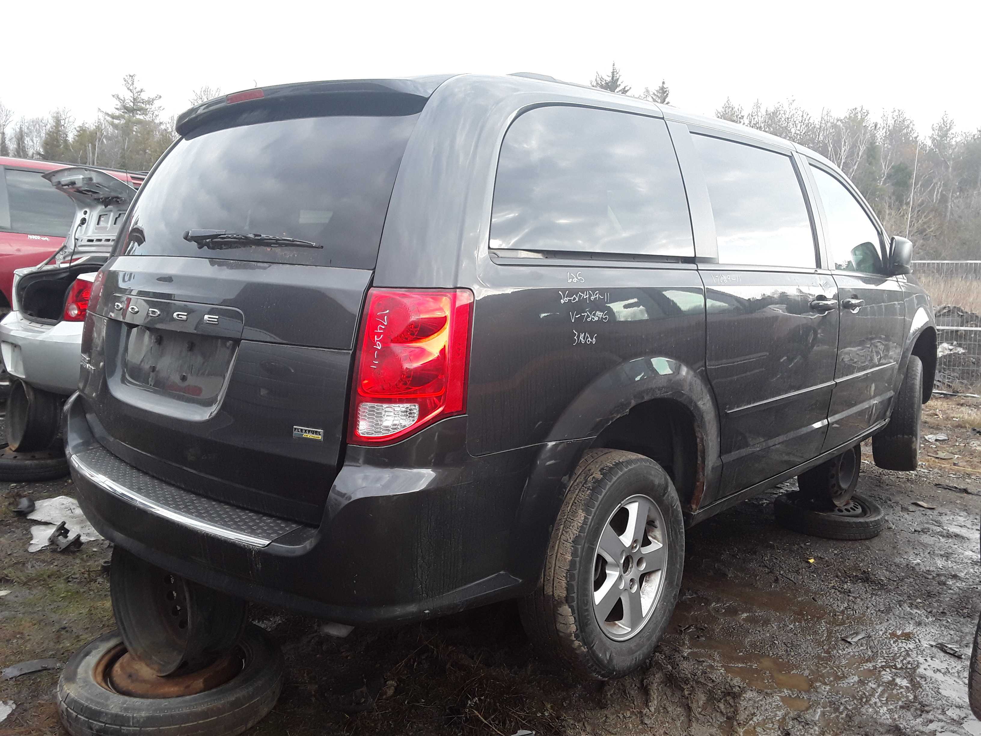 DODGE GRAND CARAVAN 2011