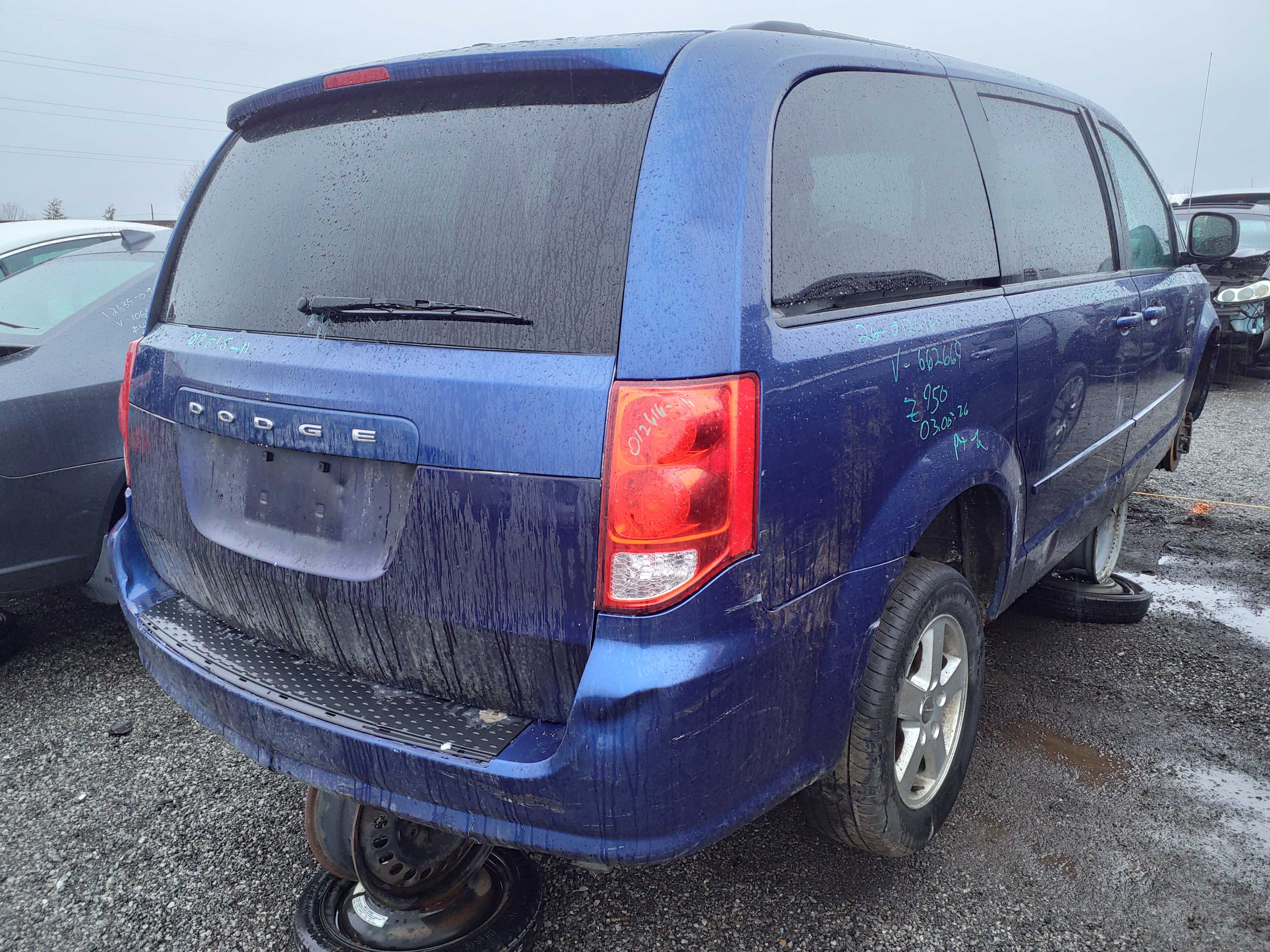 DODGE GRAND CARAVAN 2011