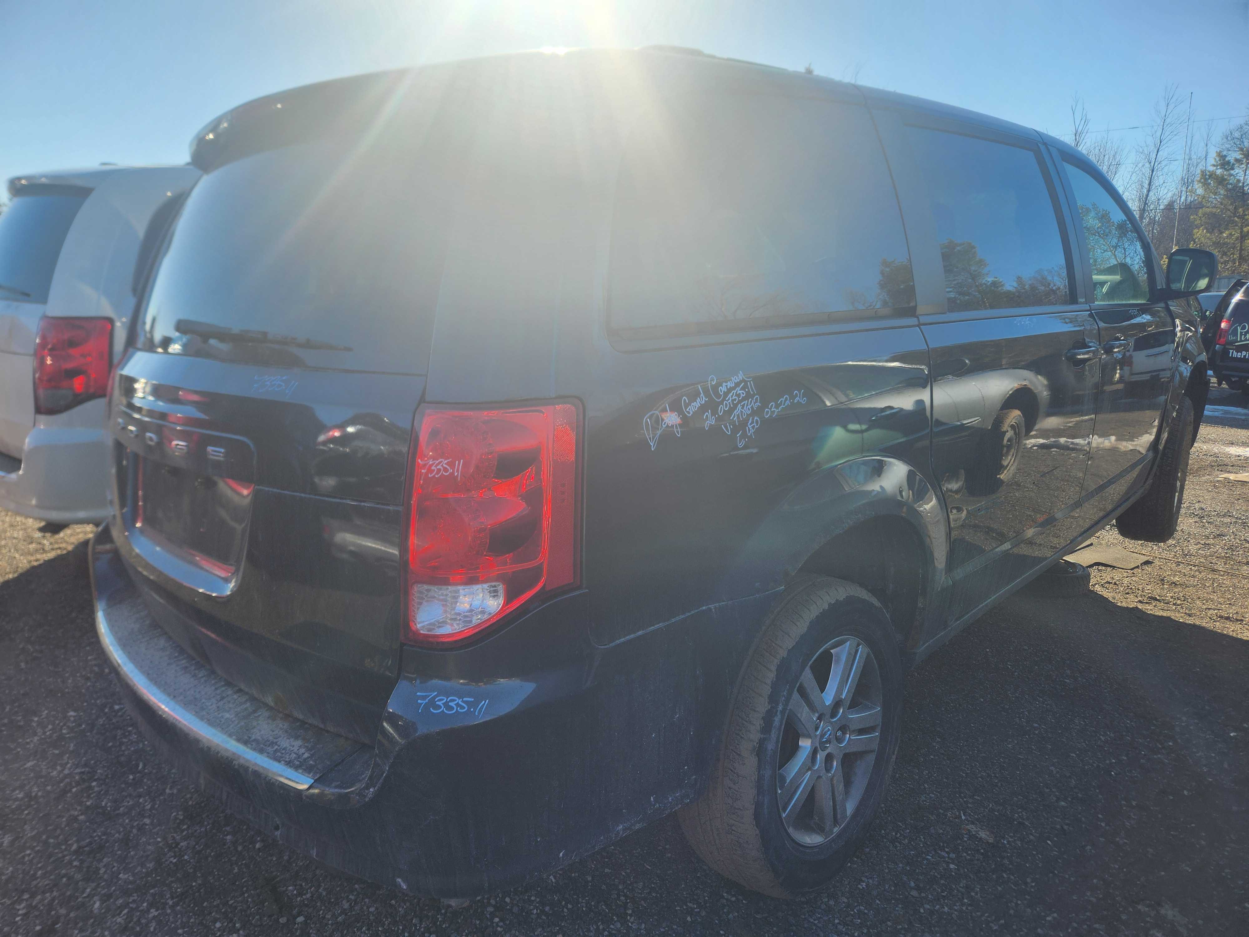 DODGE GRAND CARAVAN 2011