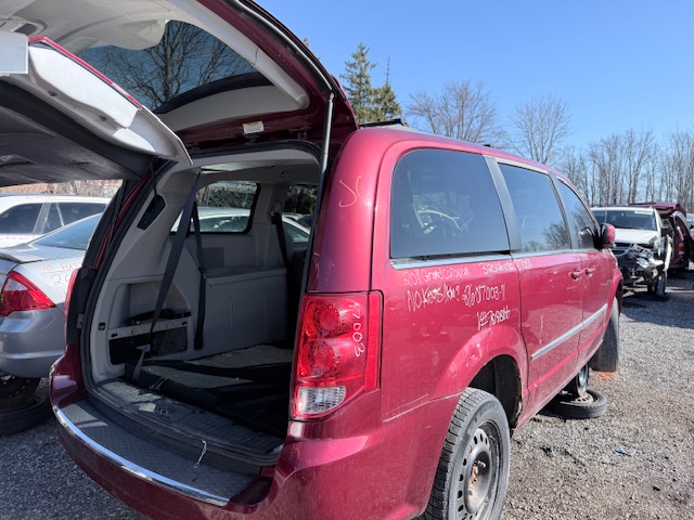 DODGE GRAND CARAVAN 2011