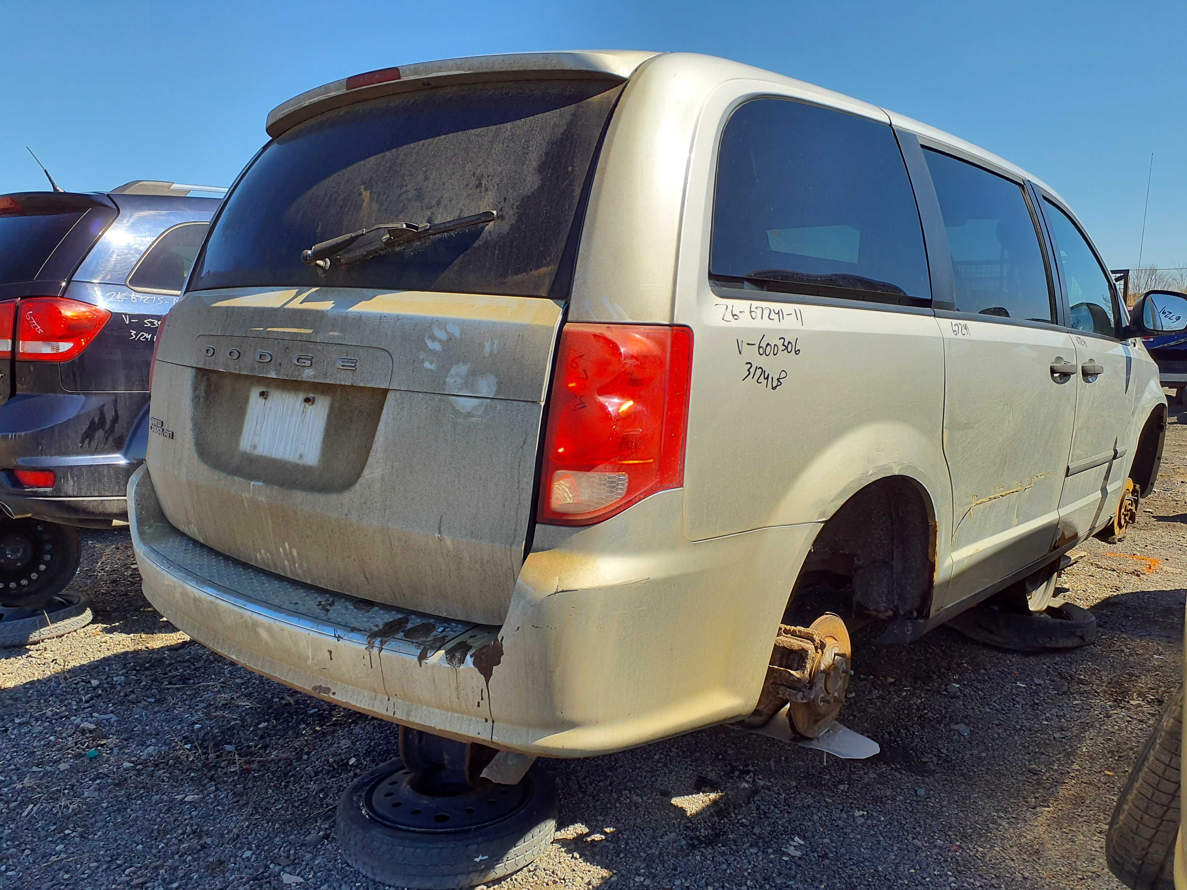 DODGE GRAND CARAVAN 2011