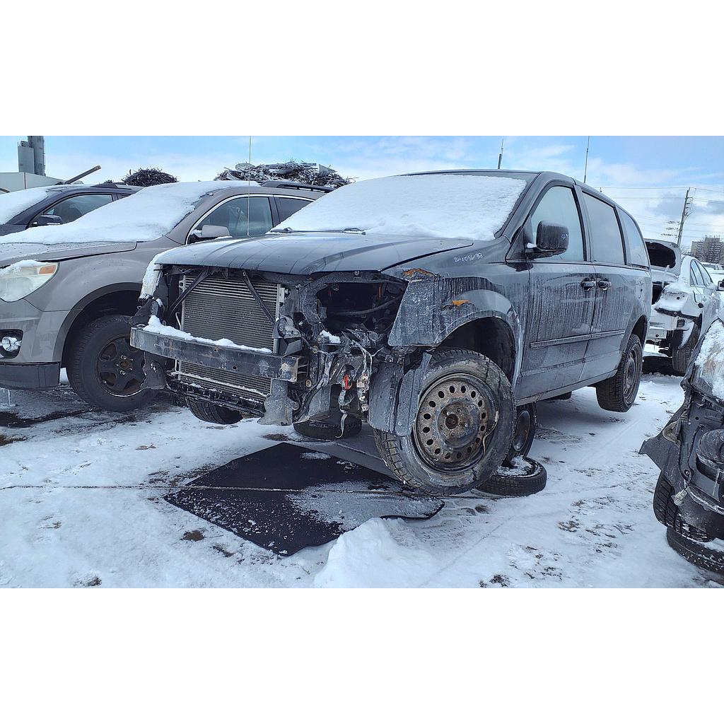 DODGE GRAND CARAVAN 2013