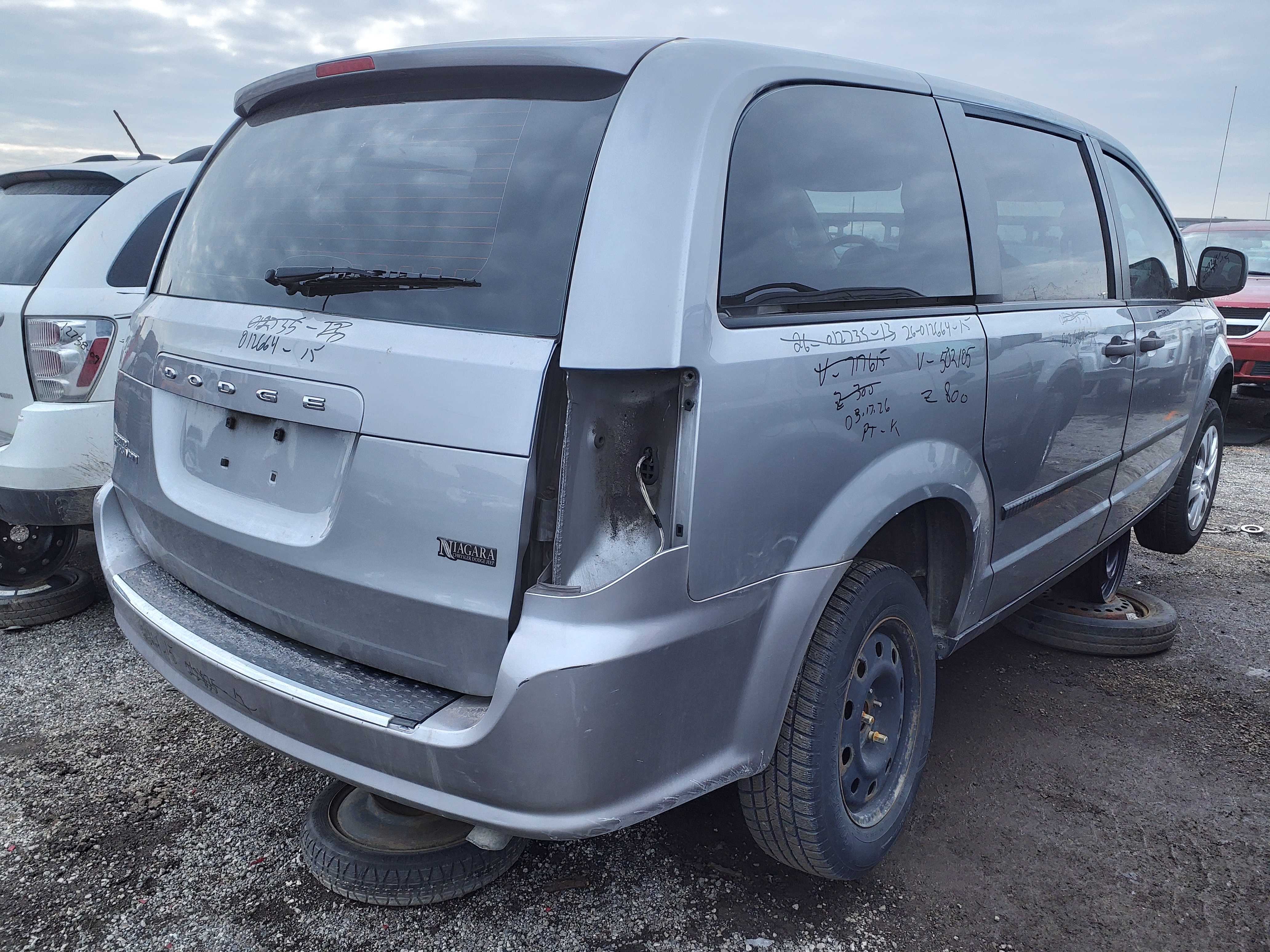 DODGE GRAND CARAVAN 2015