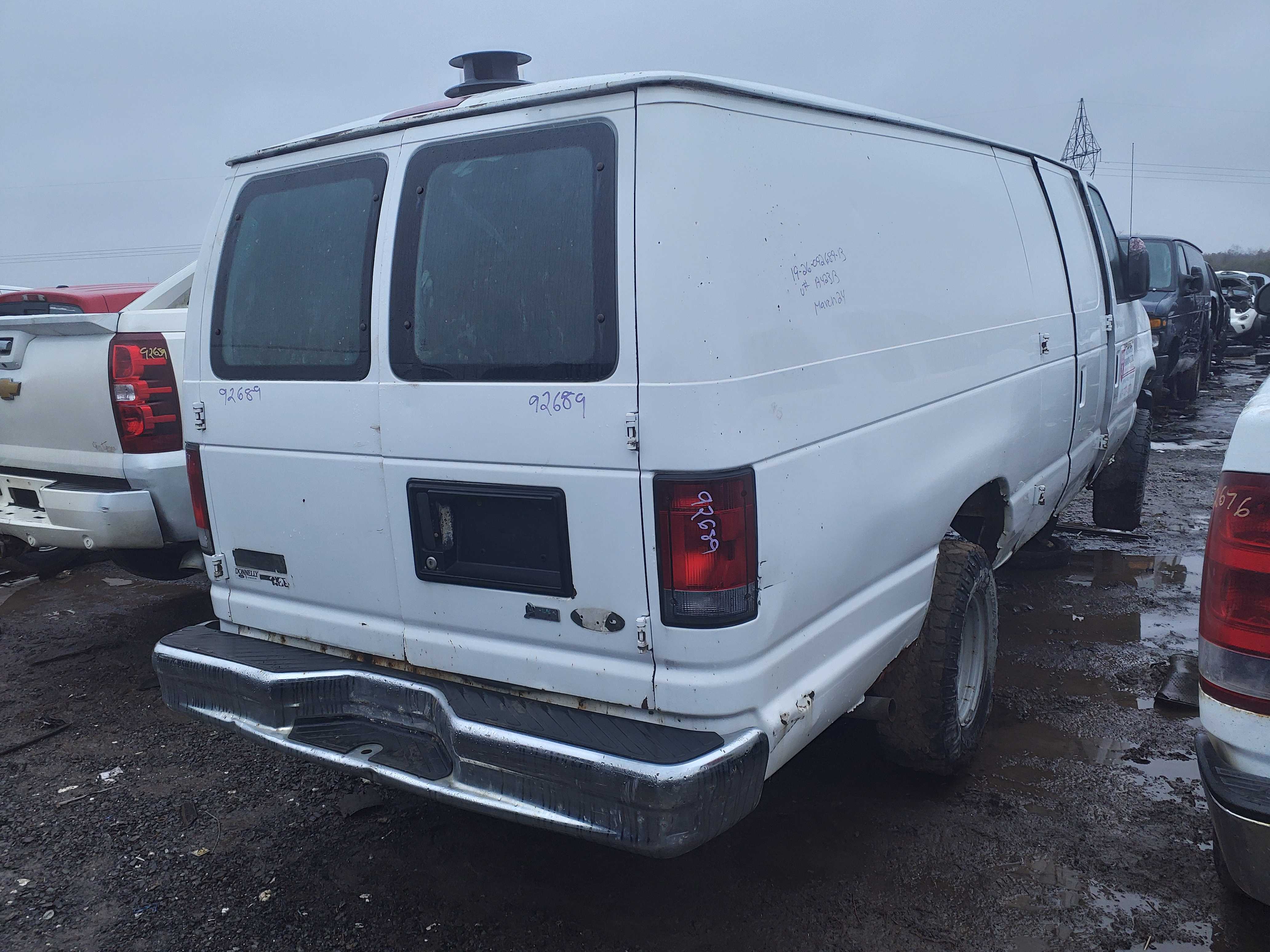 FORD ECONOLINE 2013