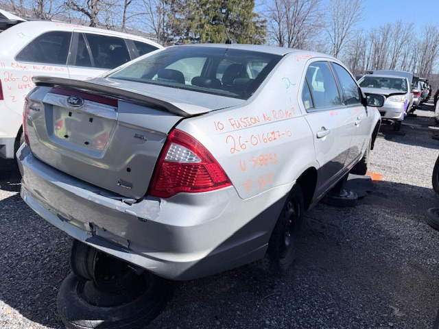 FORD FUSION 2010