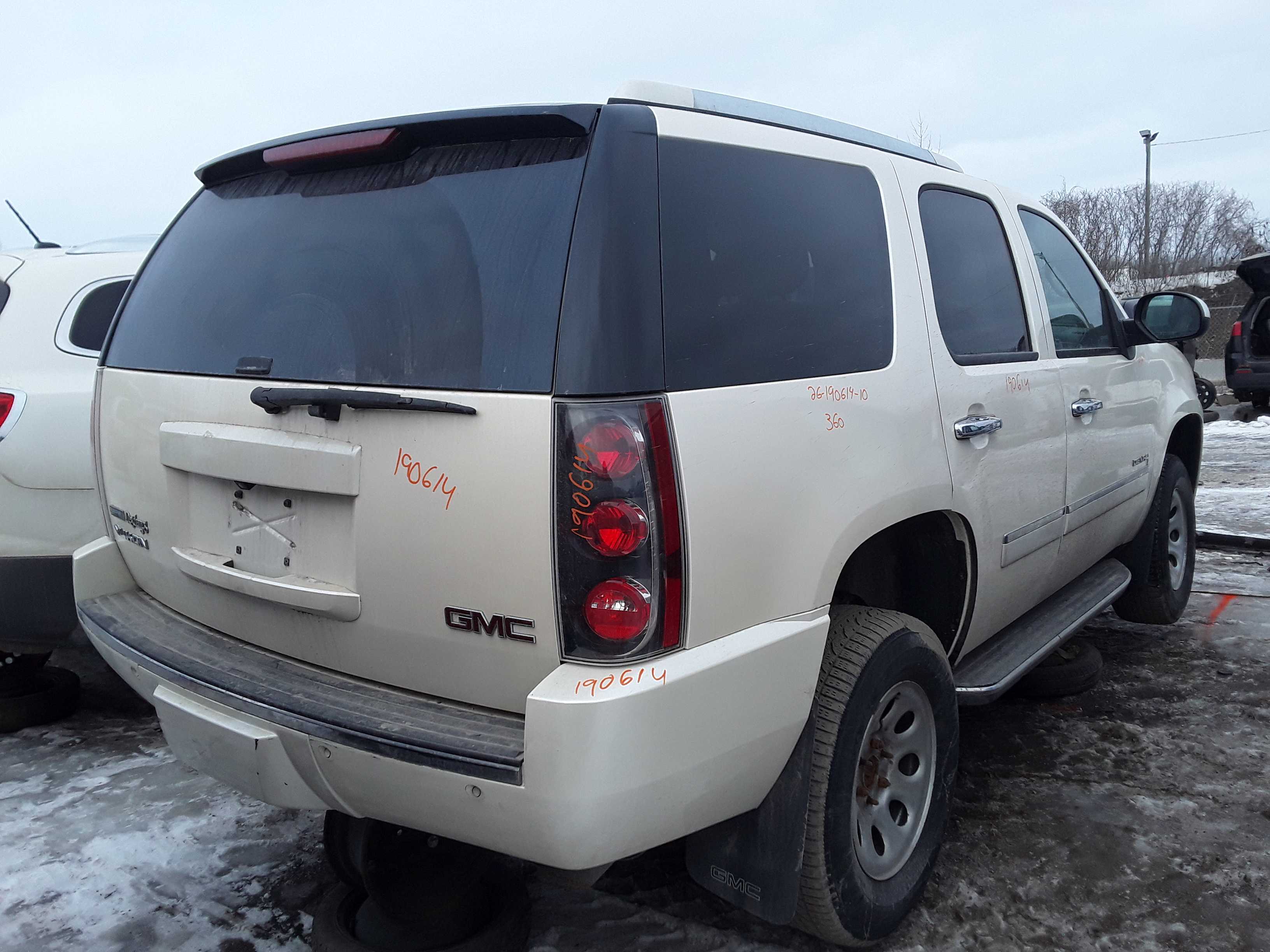 GMC YUKON 2010