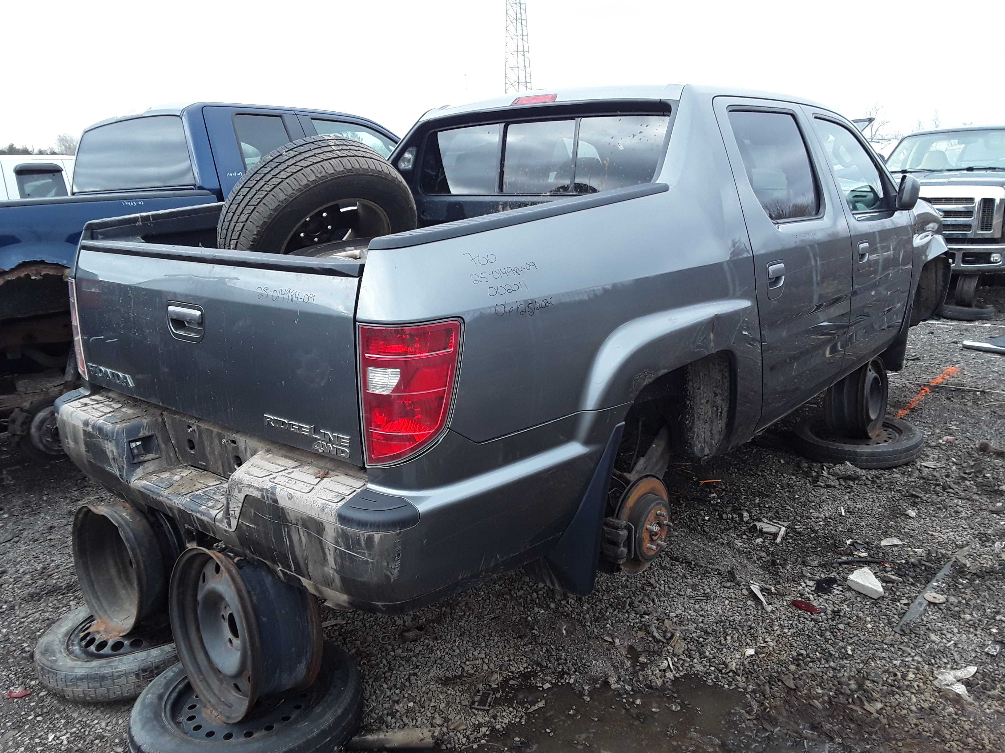 HONDA RIDGELINE 2009