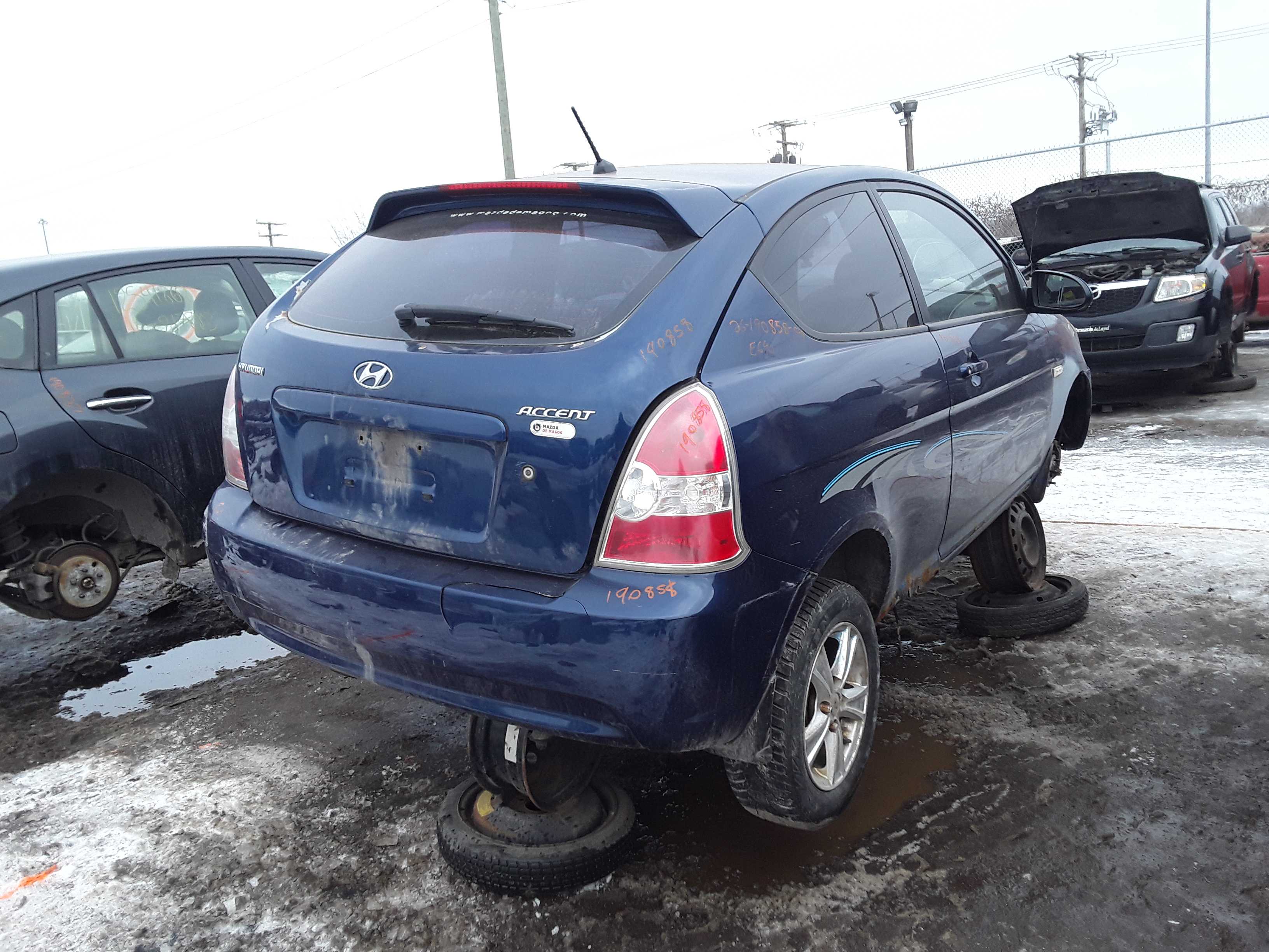 HYUNDAI ACCENT 2009