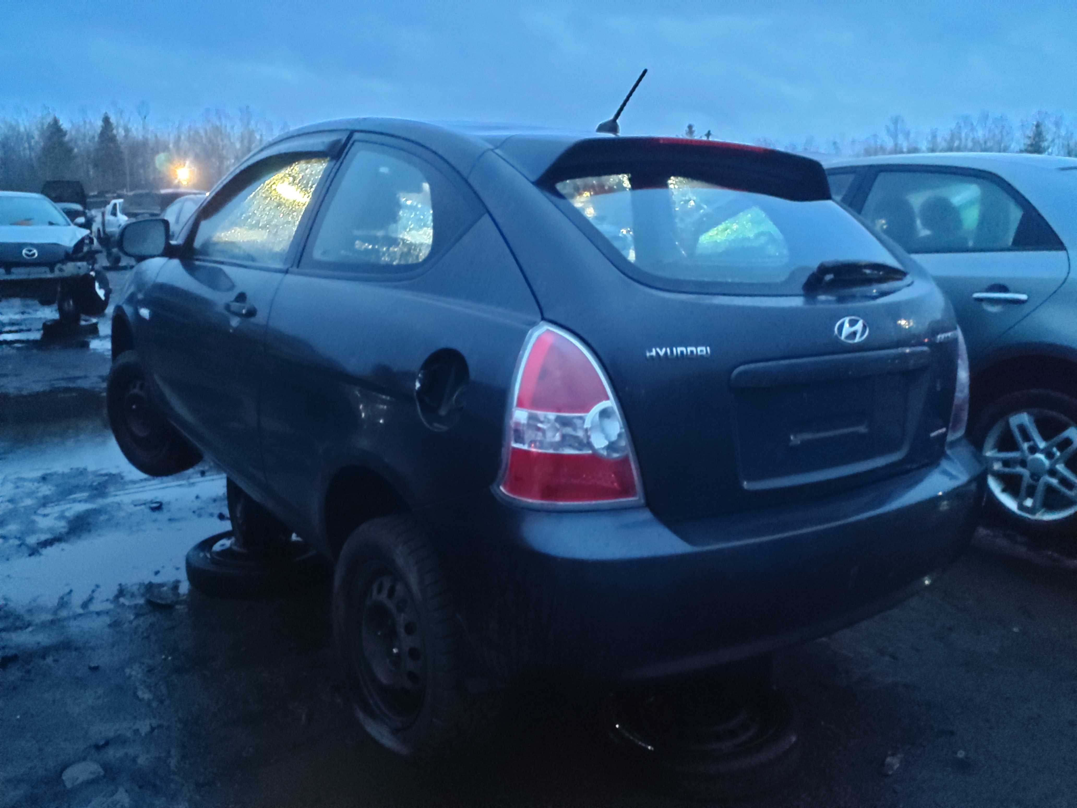 HYUNDAI ACCENT 2010