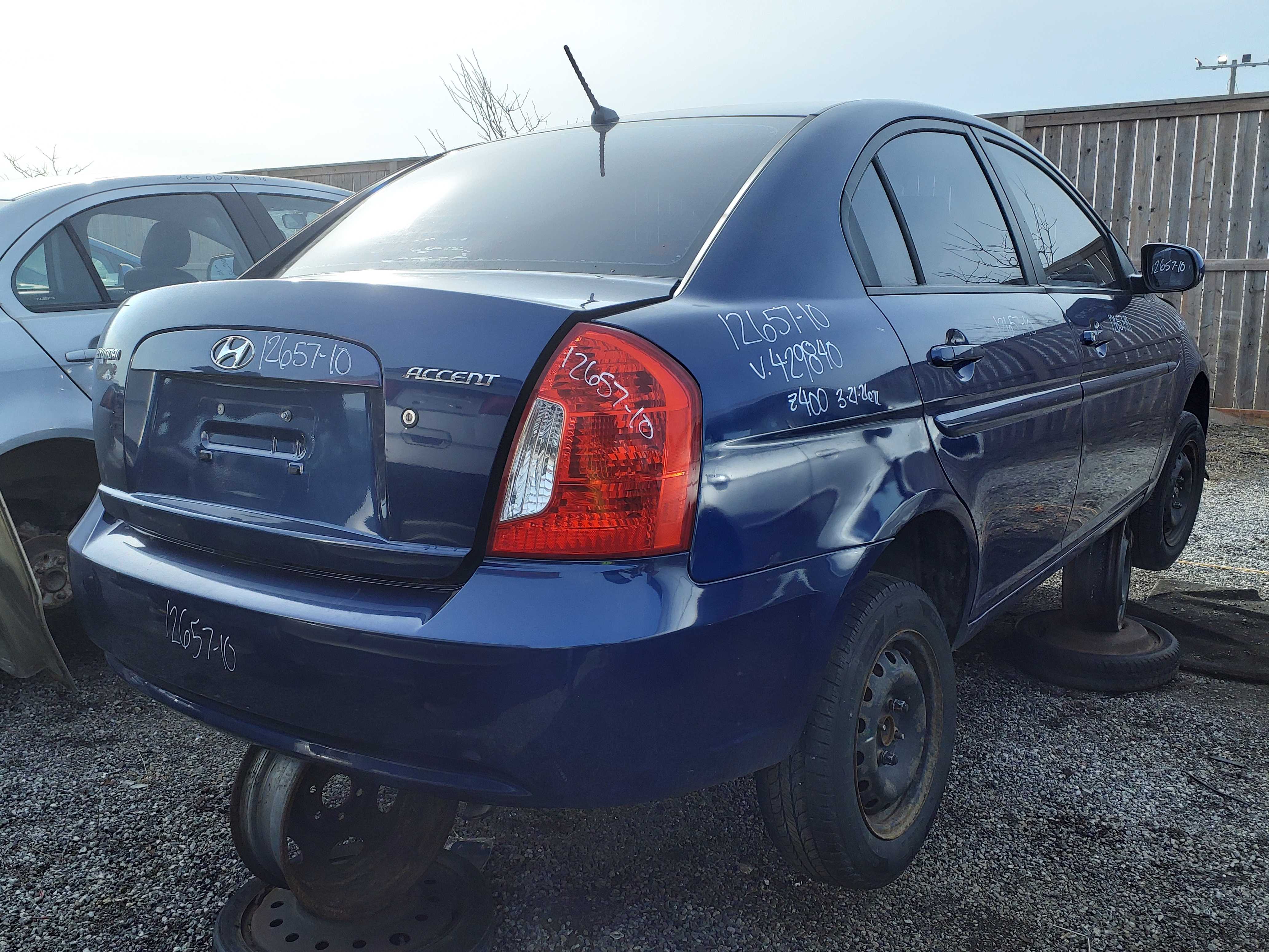 HYUNDAI ACCENT 2010