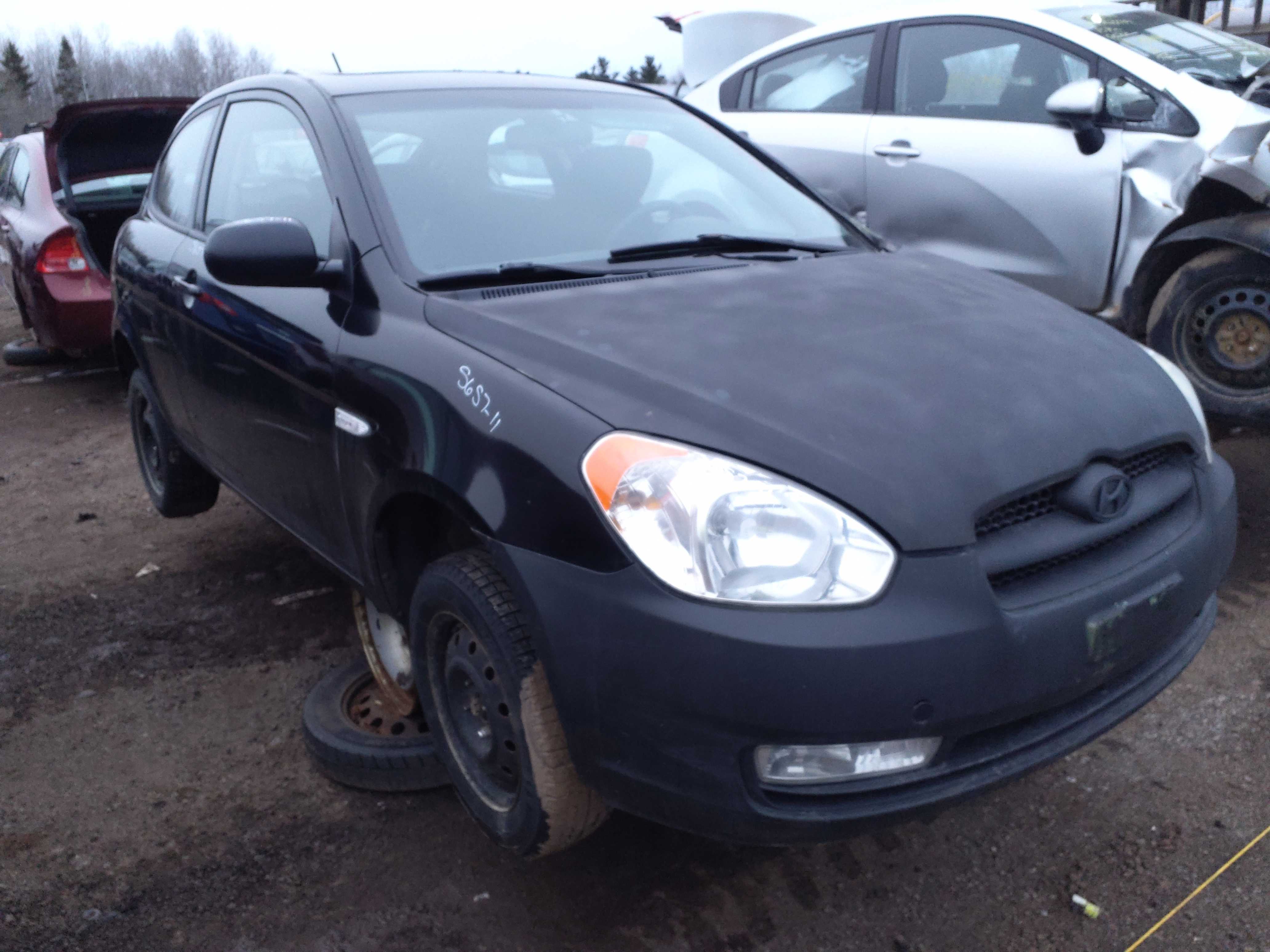 HYUNDAI ACCENT 2011