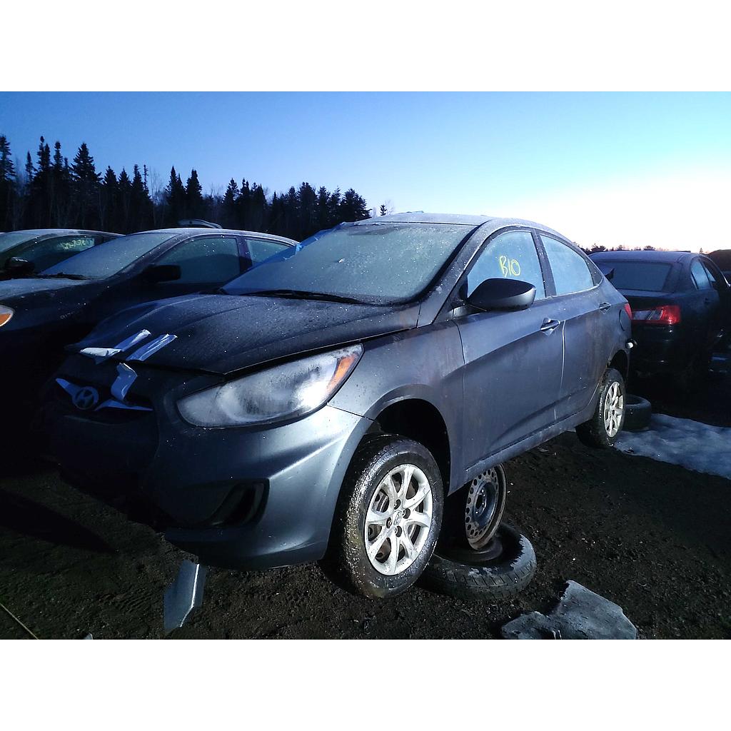 HYUNDAI ACCENT 2012