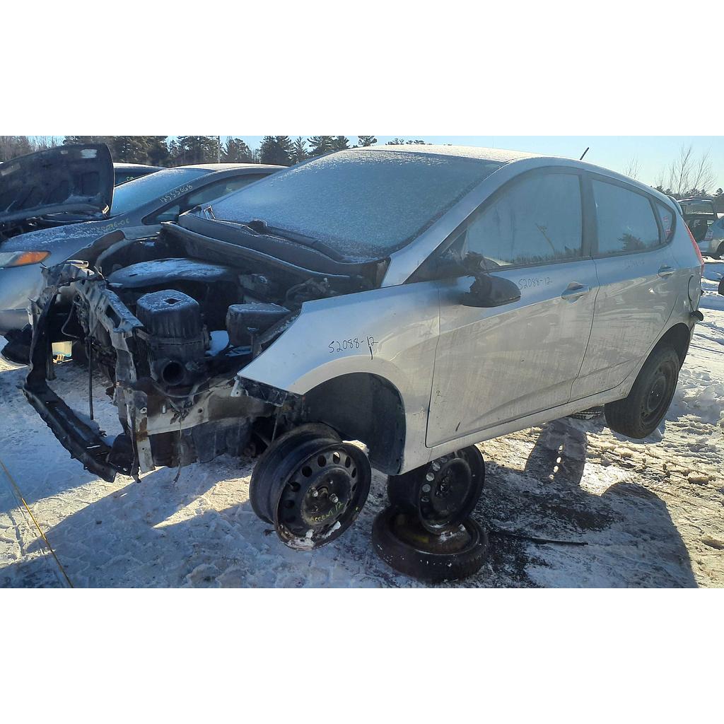 HYUNDAI ACCENT 2012